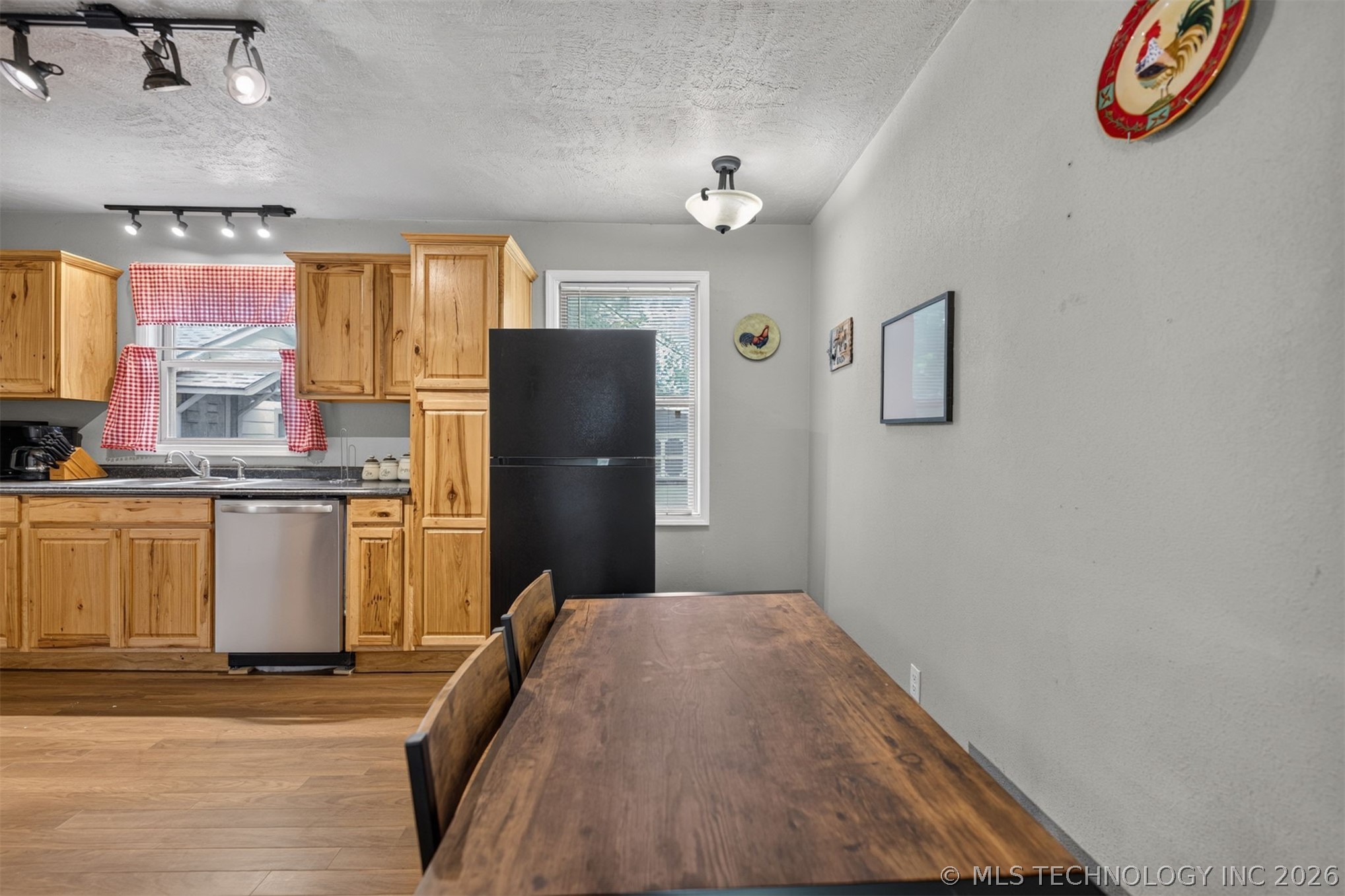 319 N Rowe Pryor OK 74361