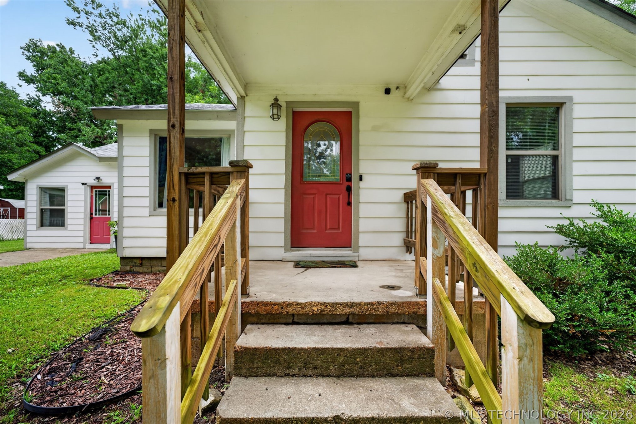 319 N Rowe Pryor OK 74361