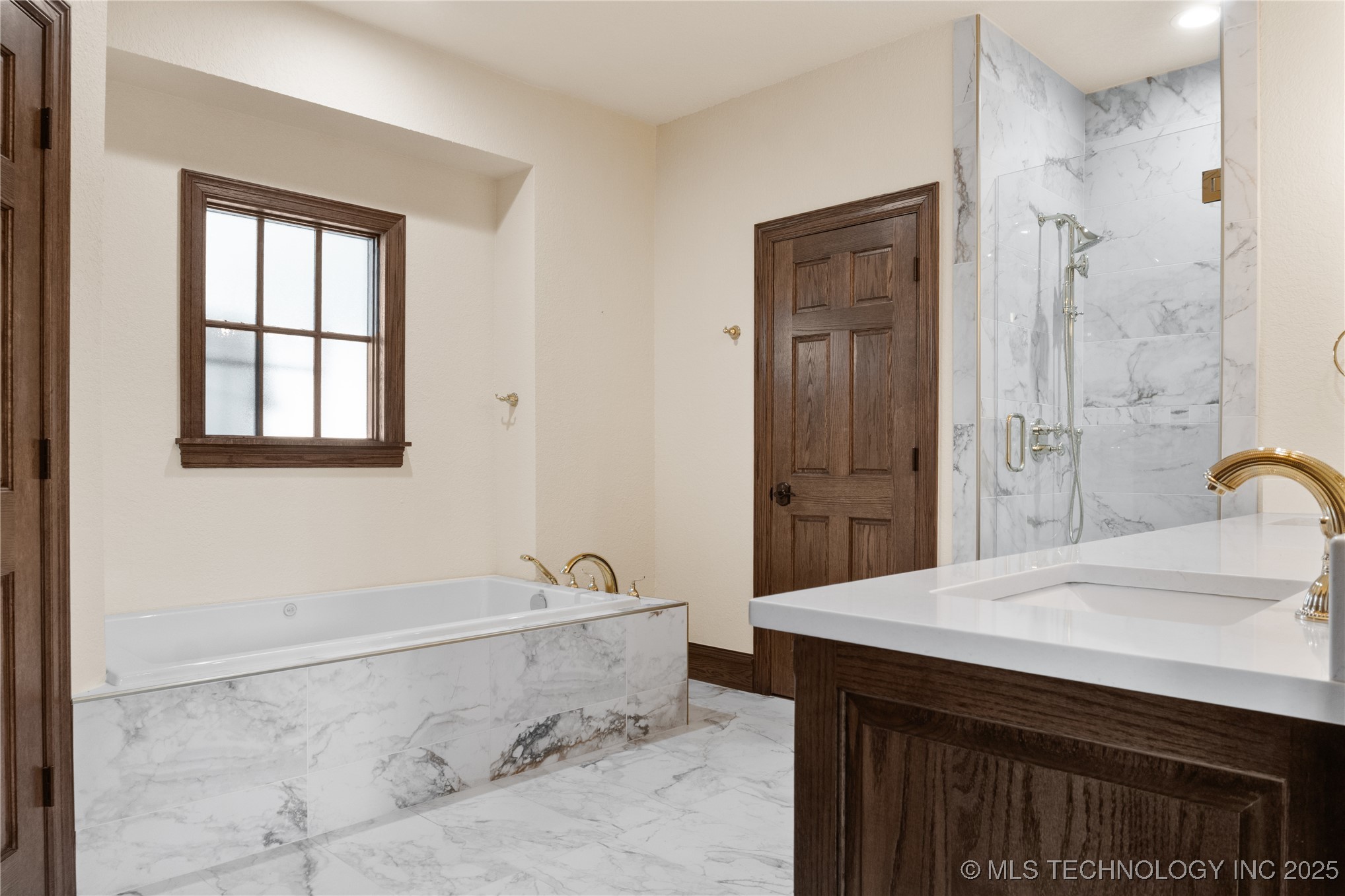 3002 Quail Ridge Circle Durant OK 74701