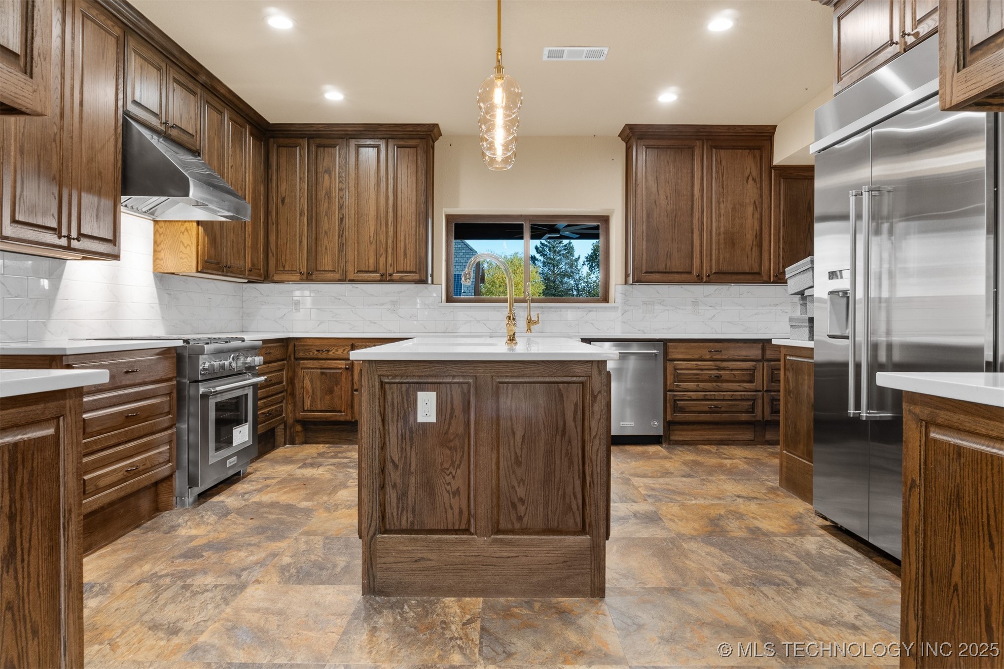 3002 Quail Ridge Circle Durant OK 74701