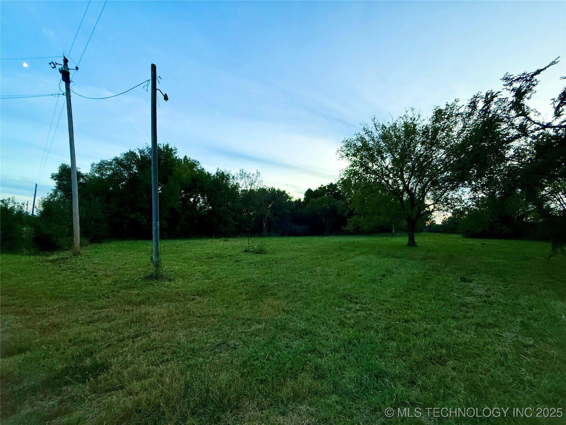 19382 S Old State Hwy 2 Highway Warner OK 74469