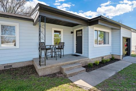 1925 B Street NE Miami OK 74354