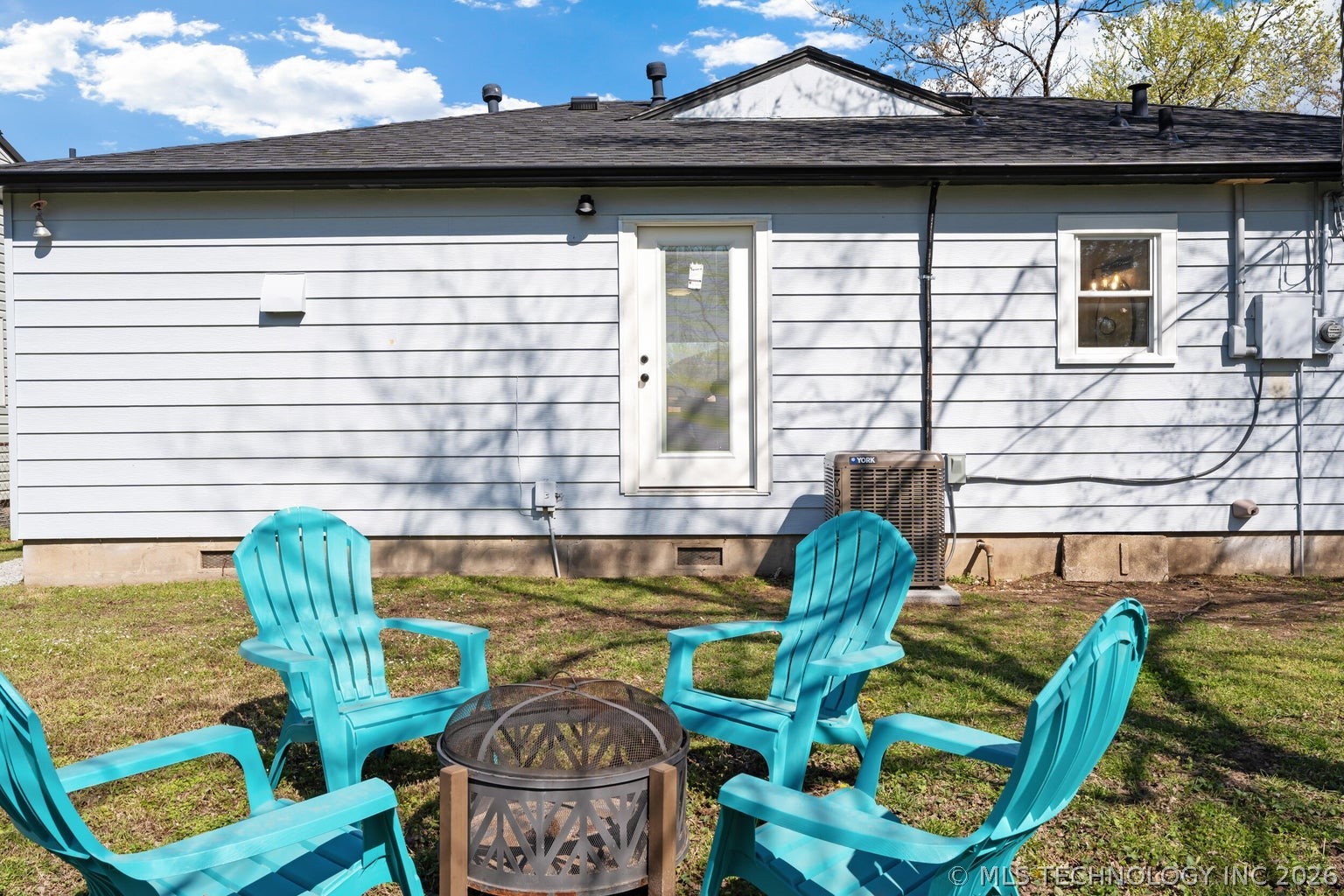 1925 B Street NE Miami OK 74354
