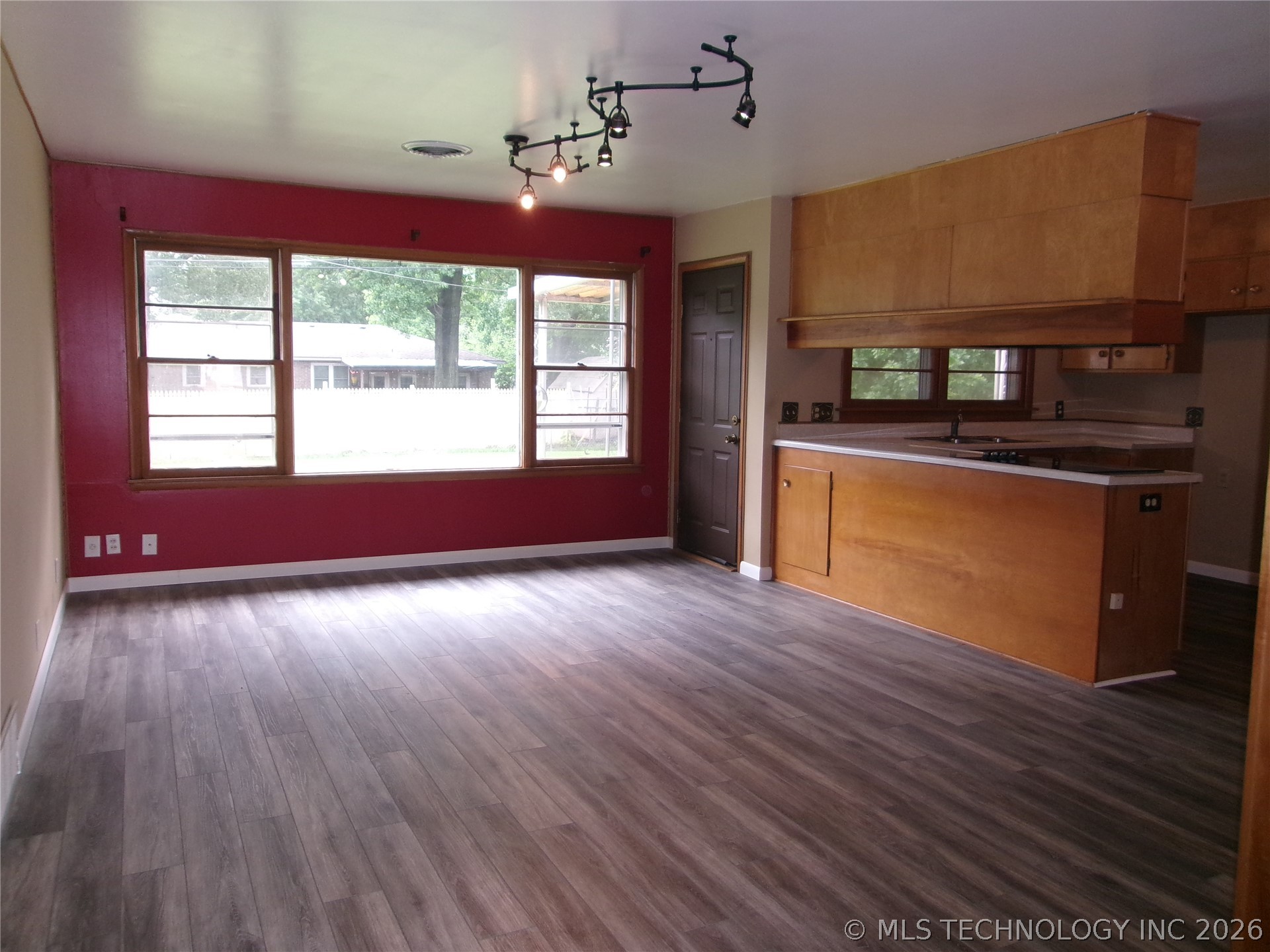 2425 Hilltop Avenue Muskogee OK 74403