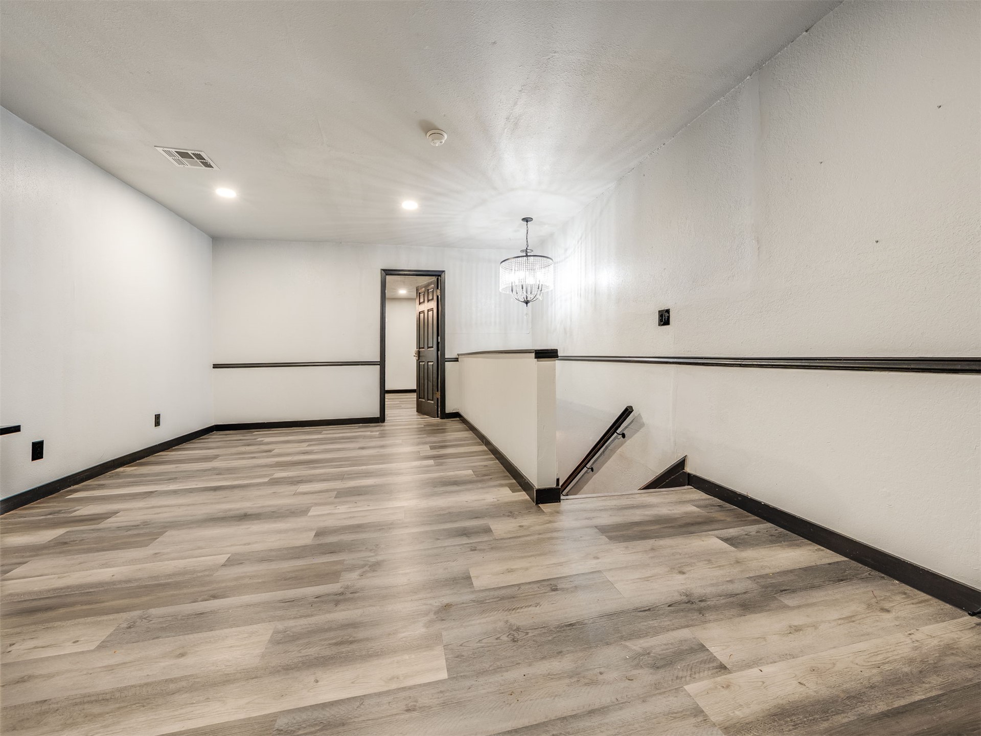 1825 N Xenophon Avenue Tulsa OK 74127