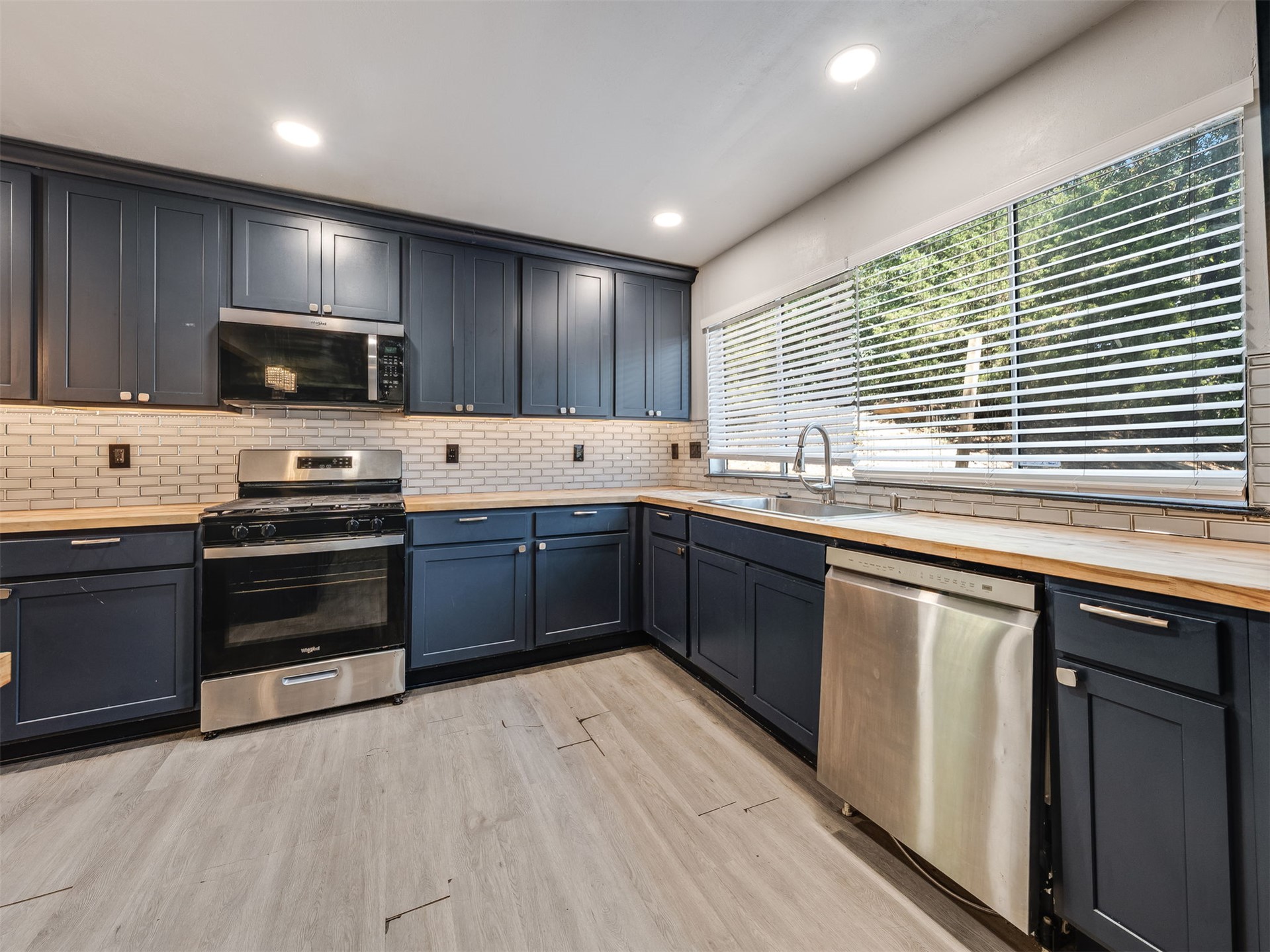 1825 N Xenophon Avenue Tulsa OK 74127