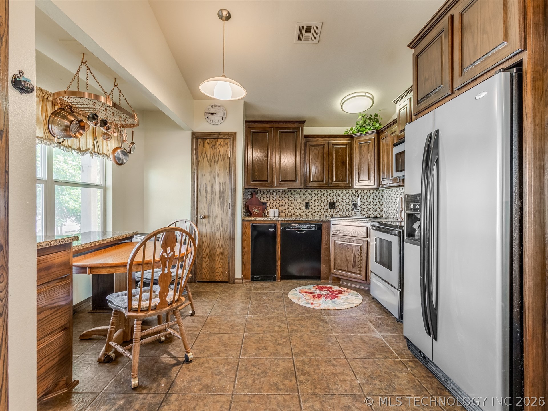 416627 Lakeside Checotah OK 74426
