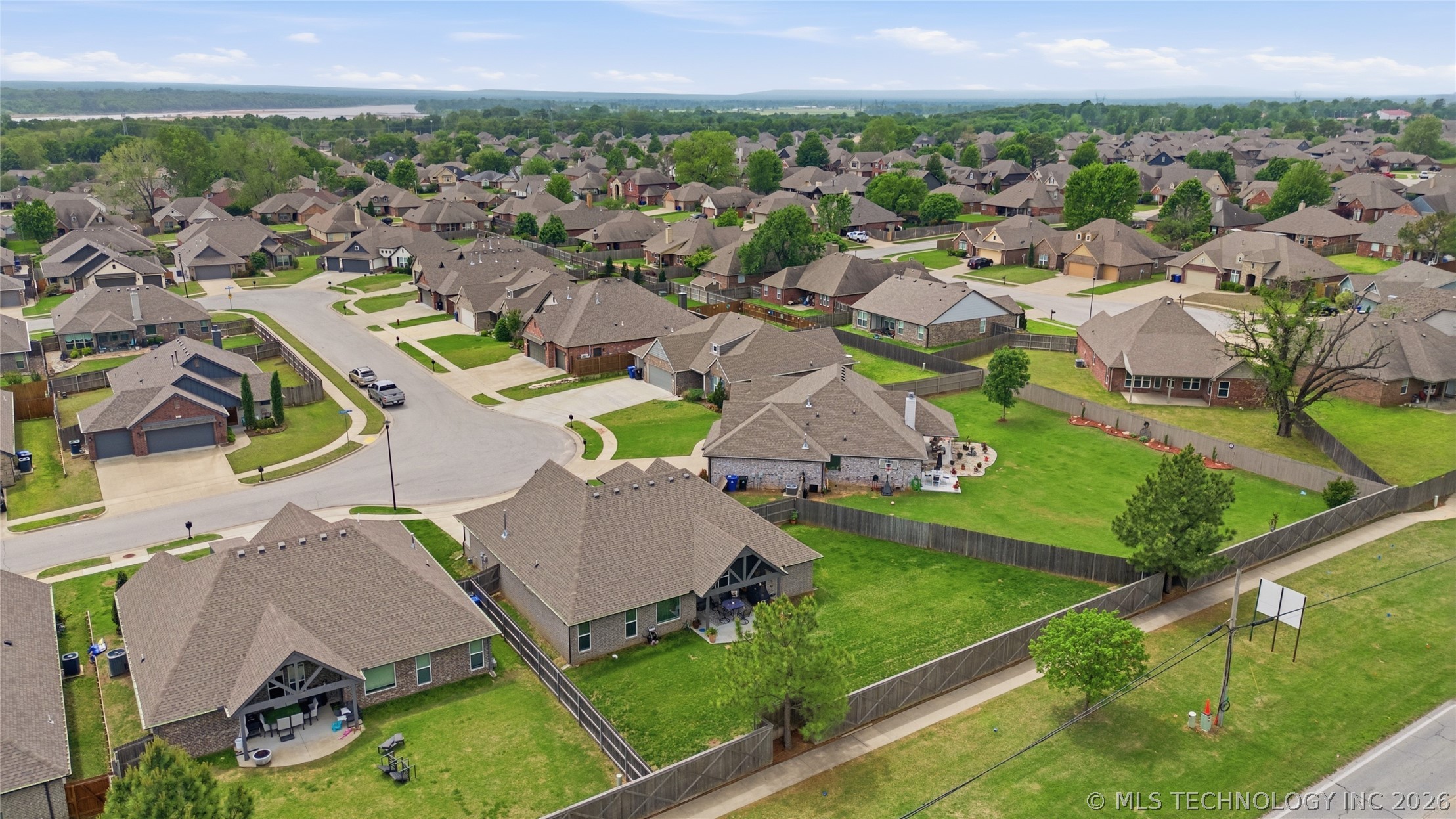 2426 W Kingsport Court S Broken Arrow OK 74011