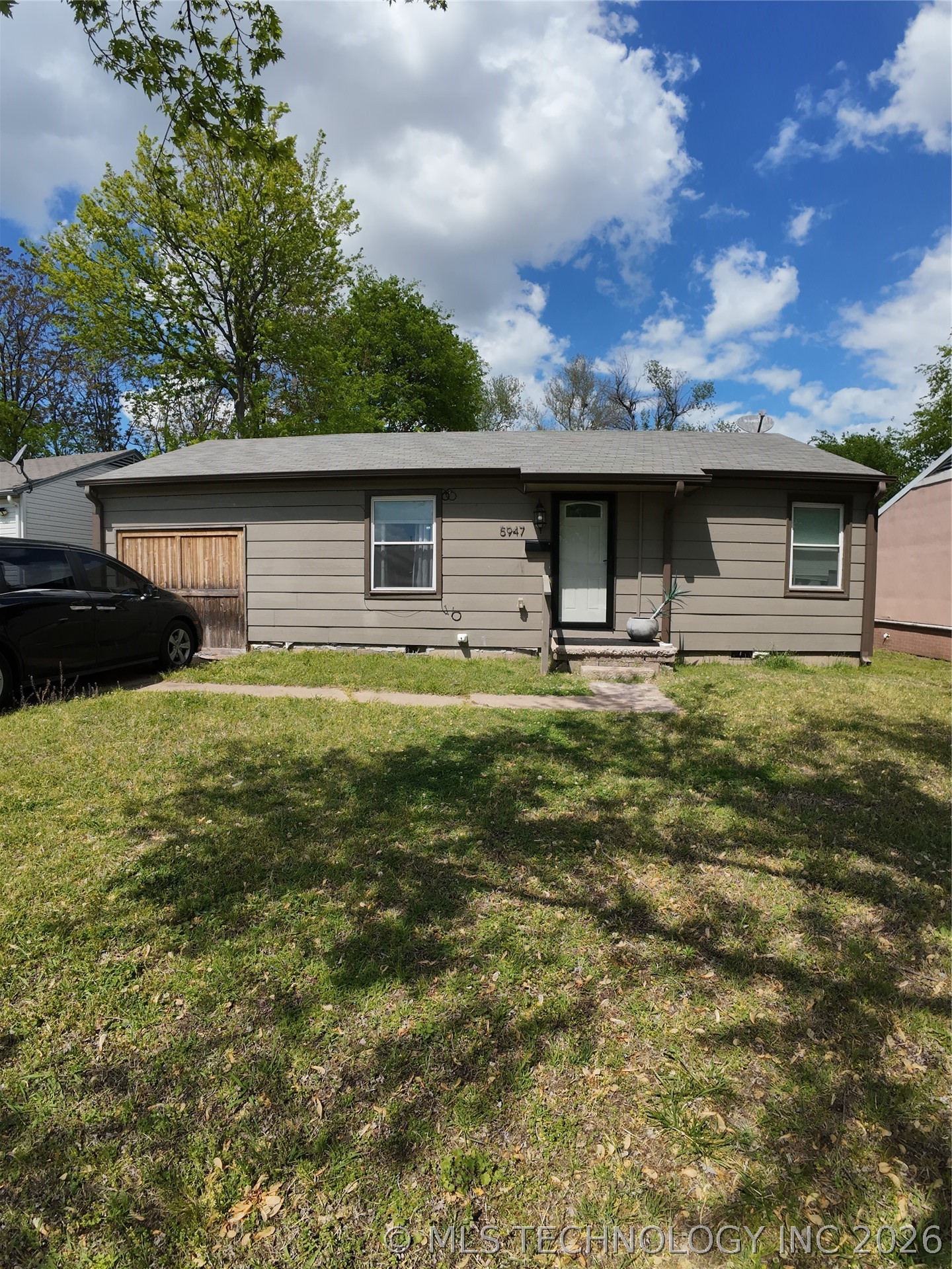 5947 E Newton Street Tulsa OK 74115