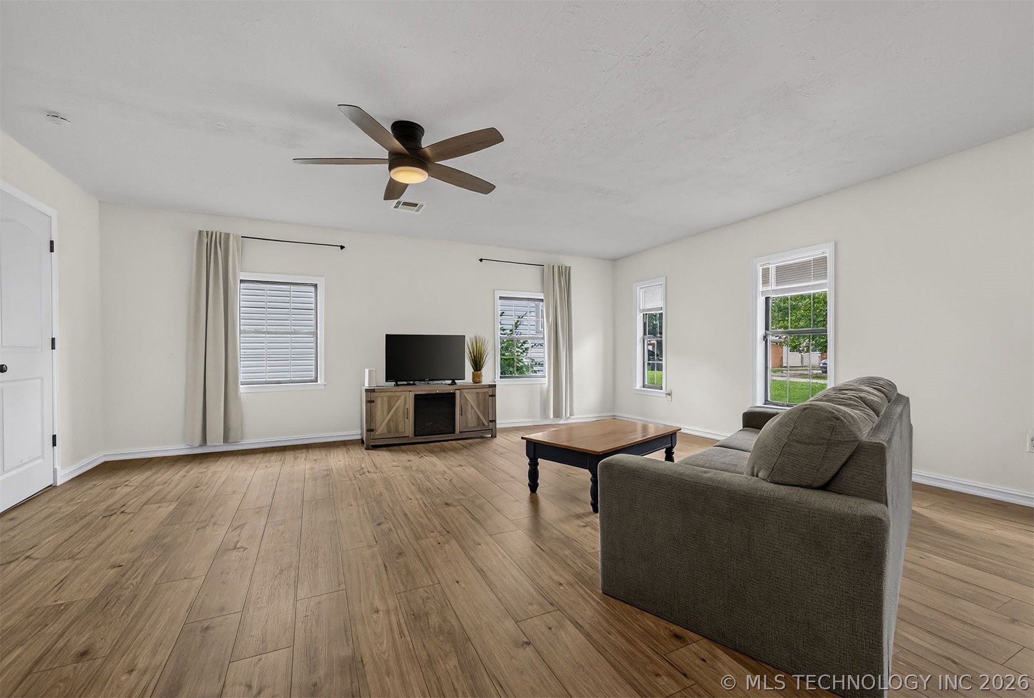 322 E Maple Street Skiatook OK 74070