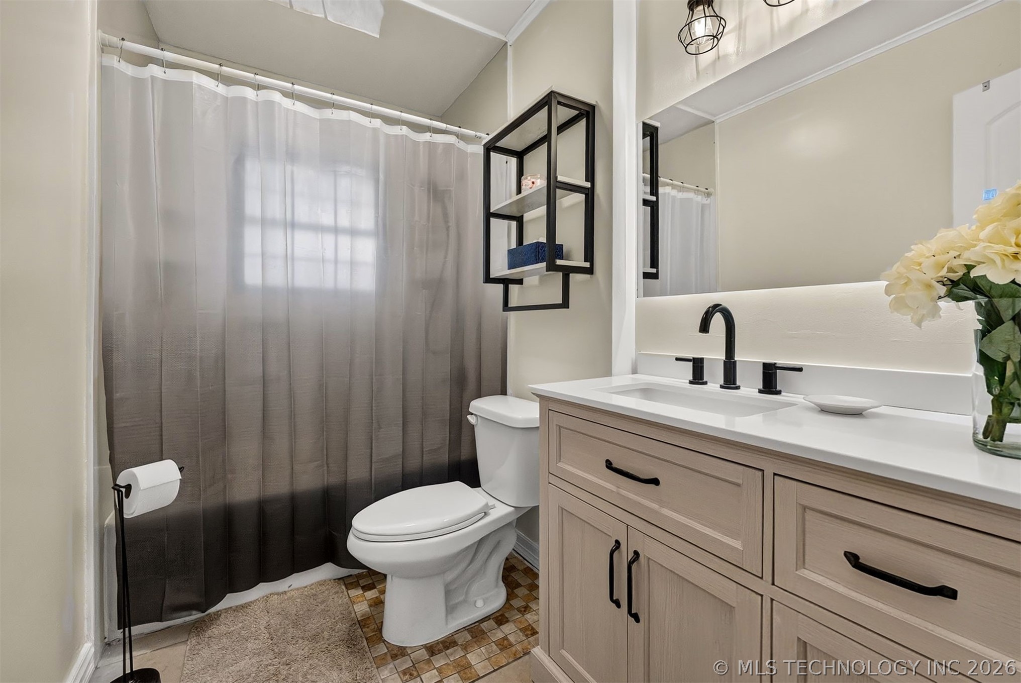 322 E Maple Street Skiatook OK 74070