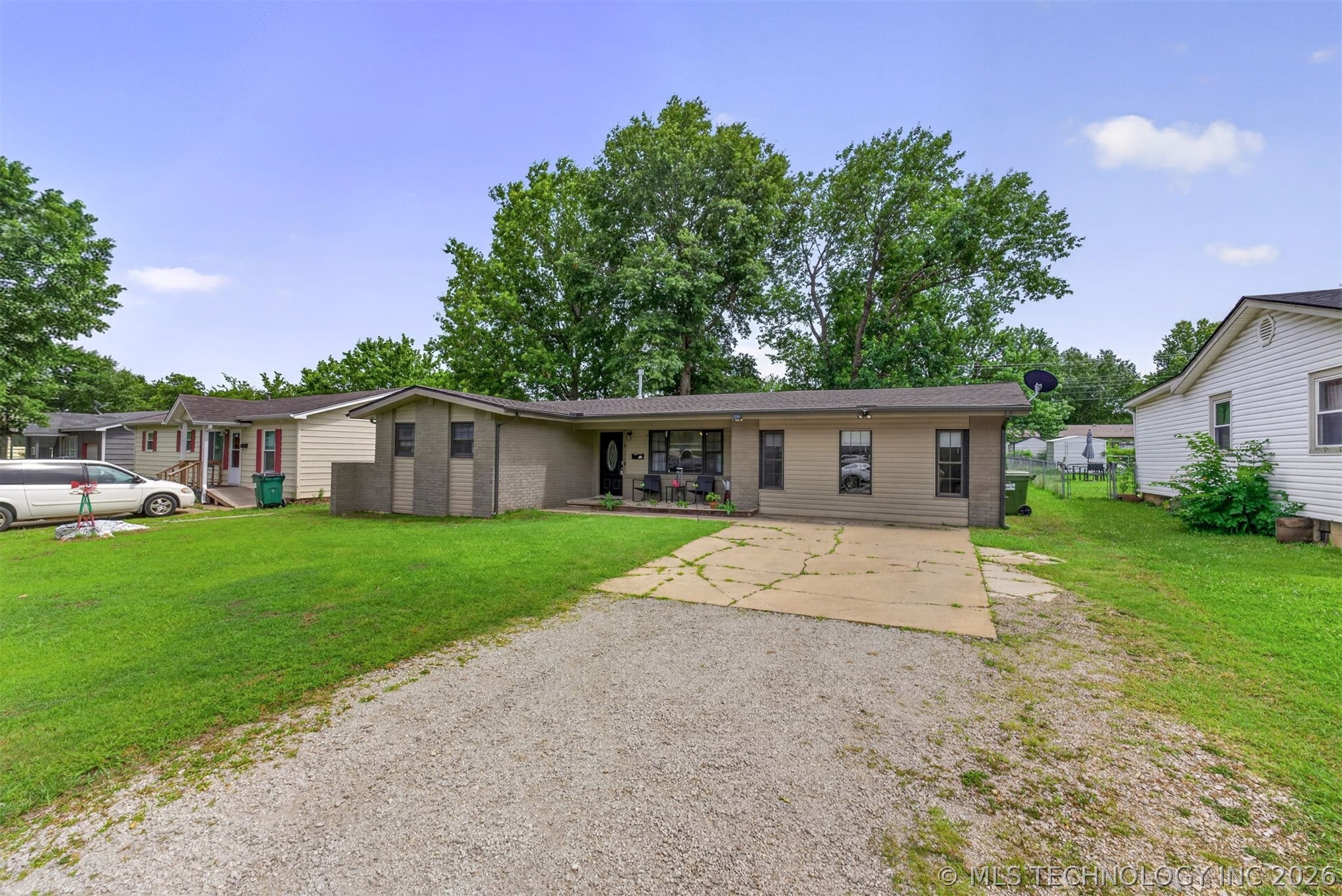 322 E Maple Street Skiatook OK 74070