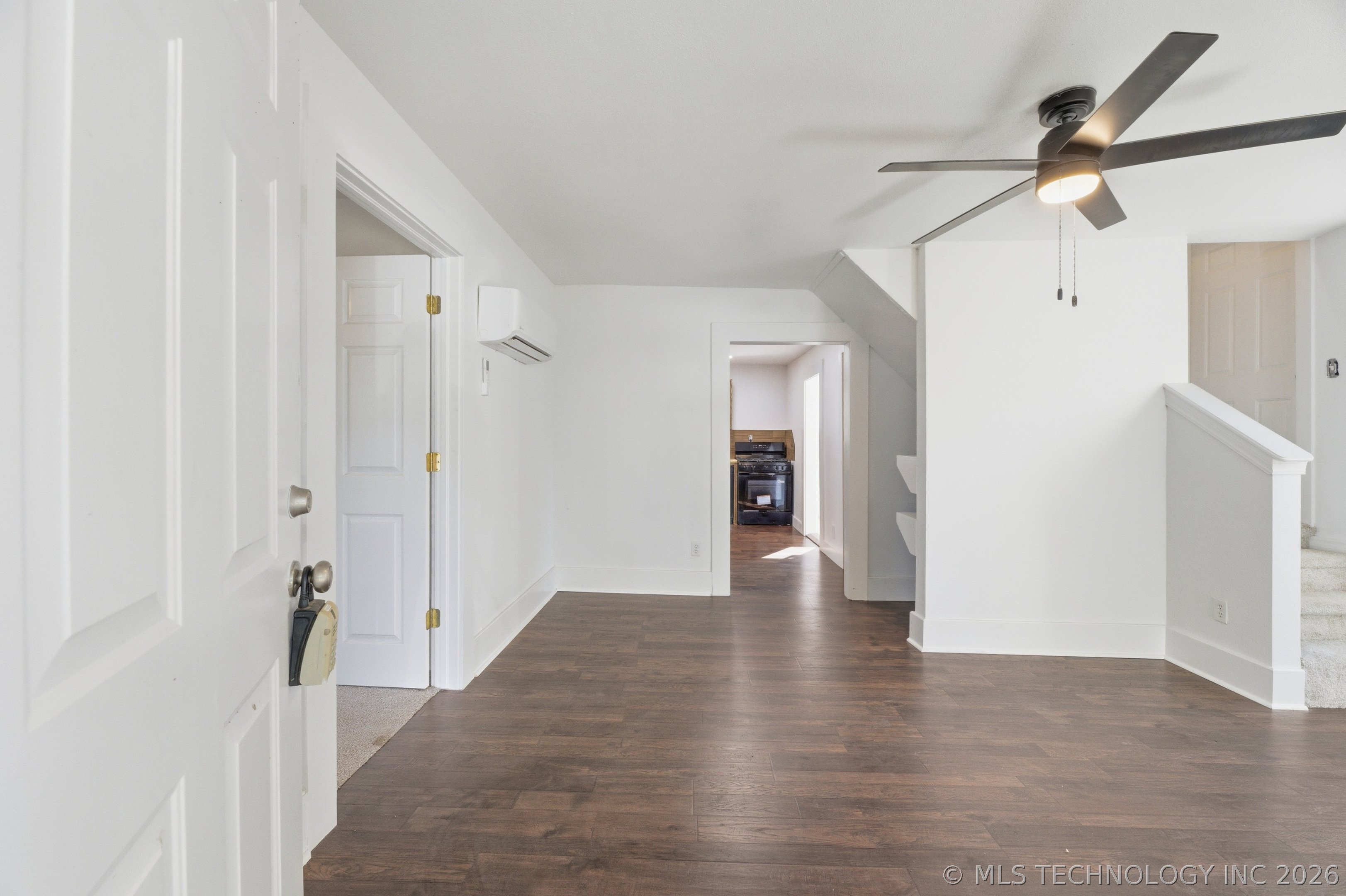 611 N Division Street Cleveland OK 74020