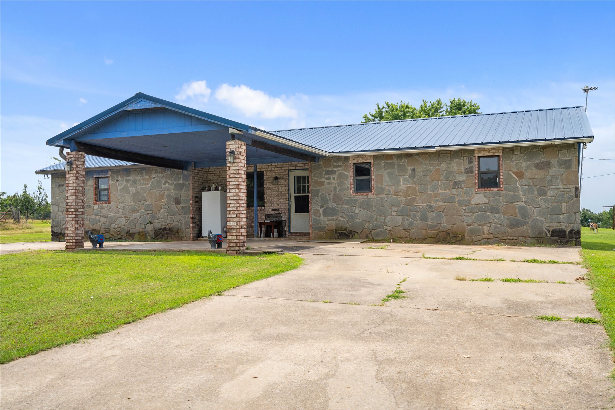 10865 E 258th Street S Porum OK 74455