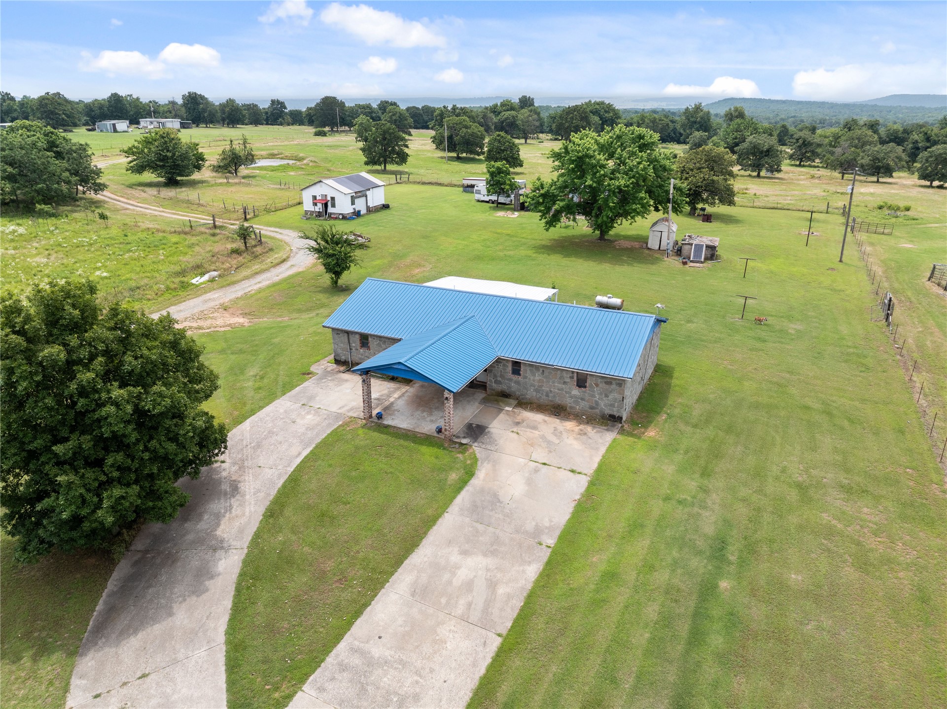 10865 E 258th Street S Porum OK 74455