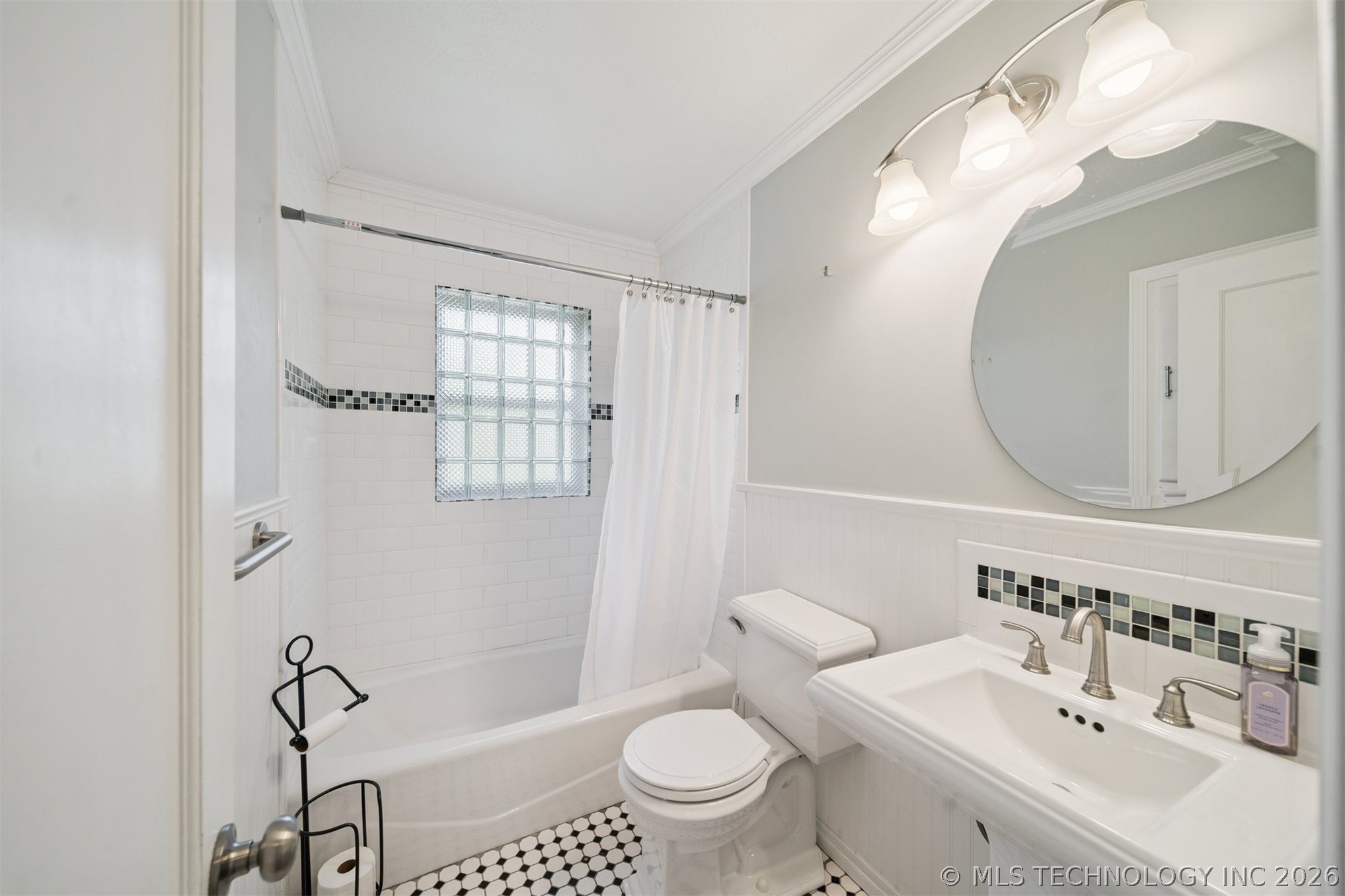 208 Chronister Avenue Drumright OK 74030