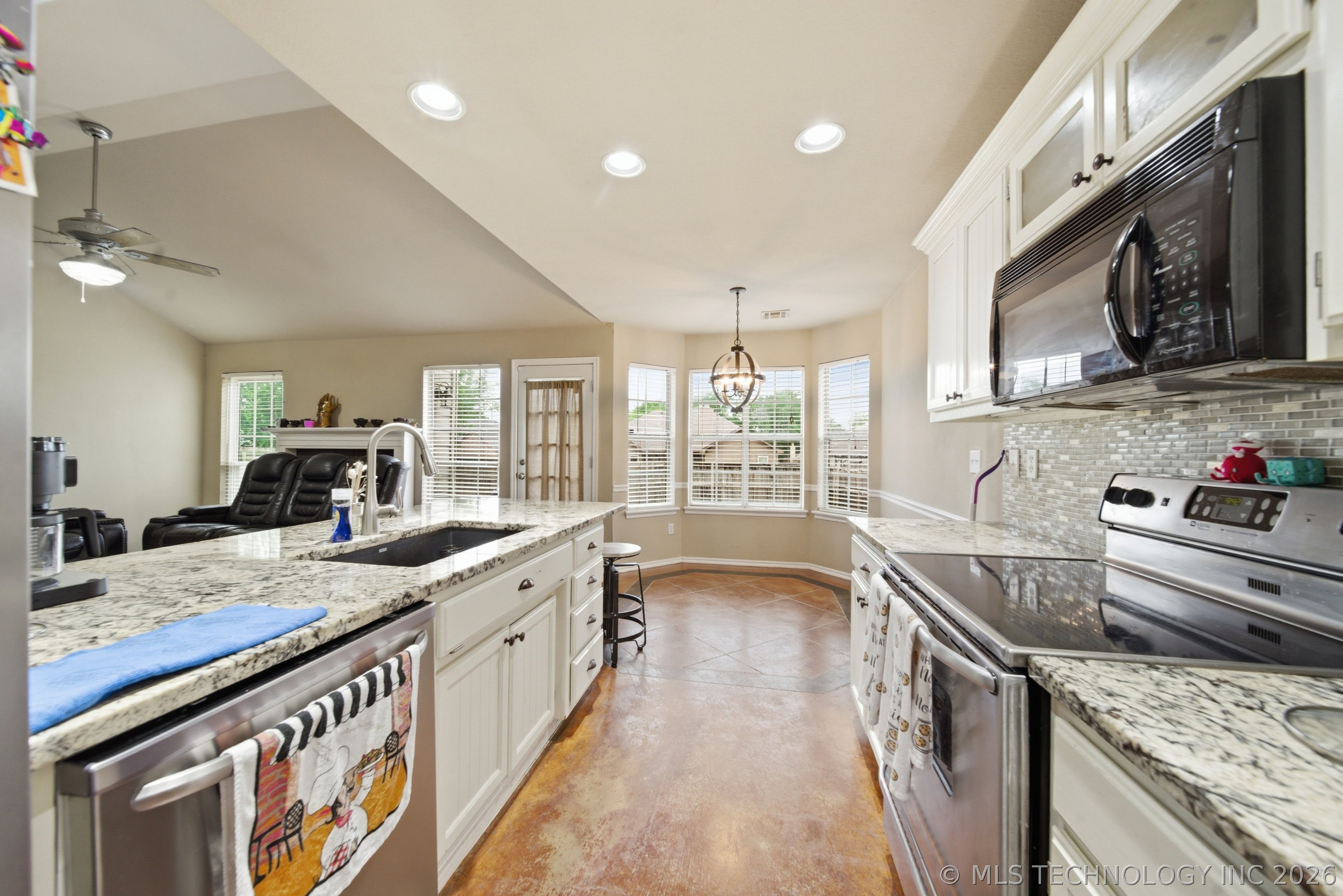 5318 Redbud Drive Sand Springs OK 74063