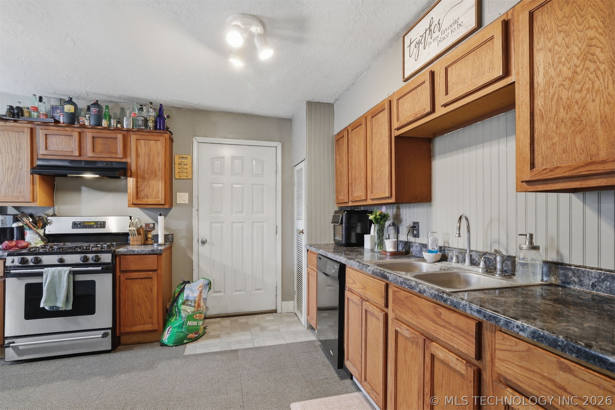 11488 State Highway 78 Milburn OK 73450