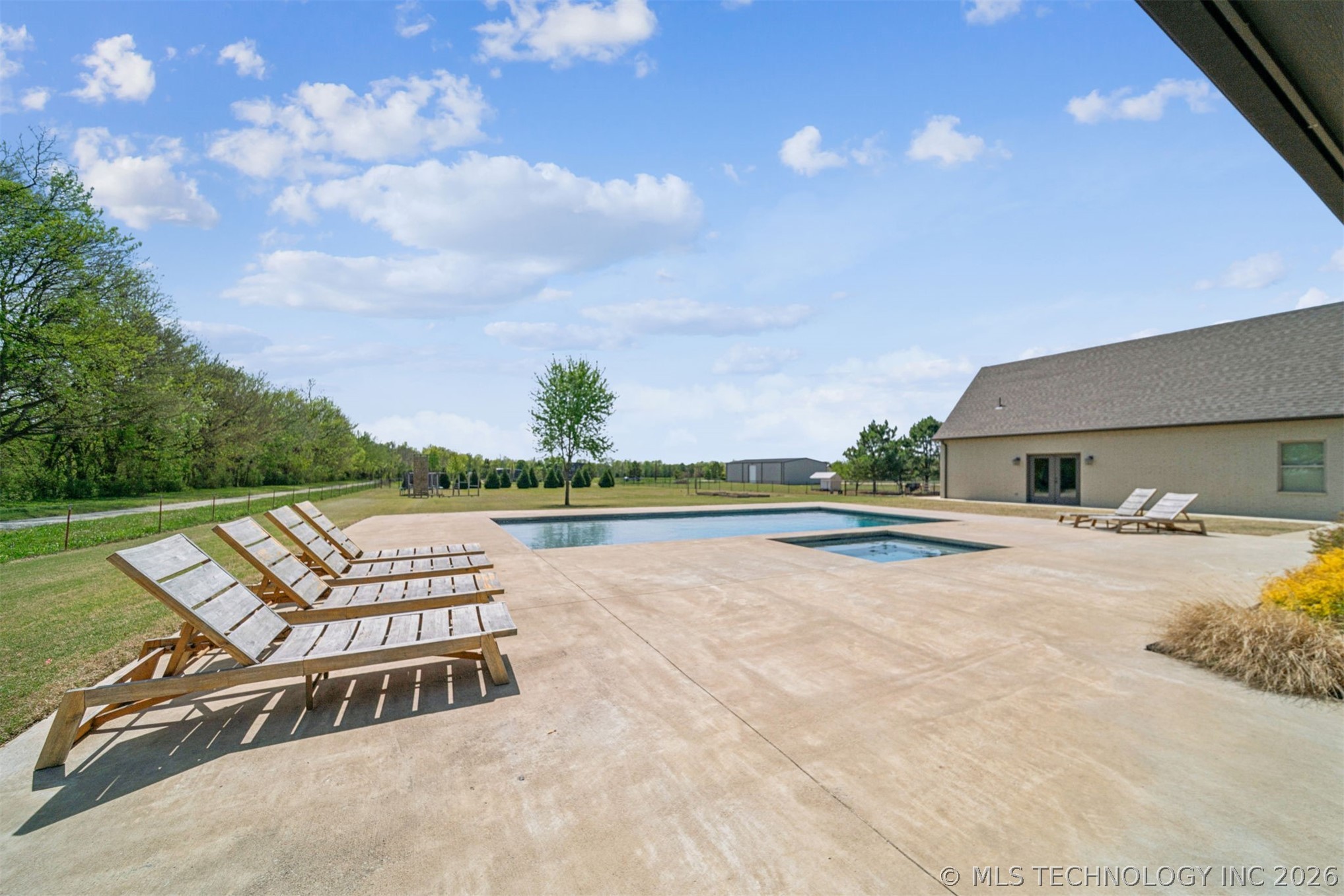 6690 E 525 Road Claremore OK 74019