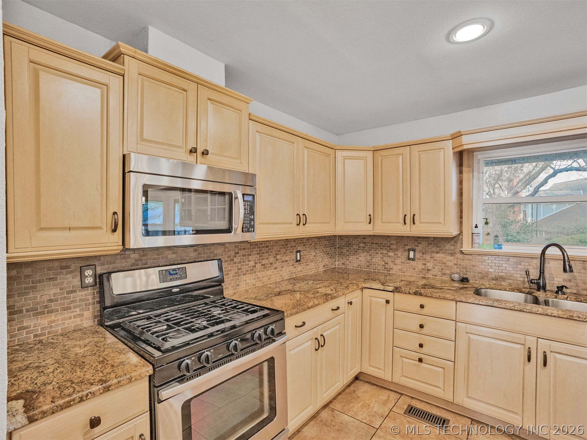 8715 S 65th Eastplace Tulsa OK 74133