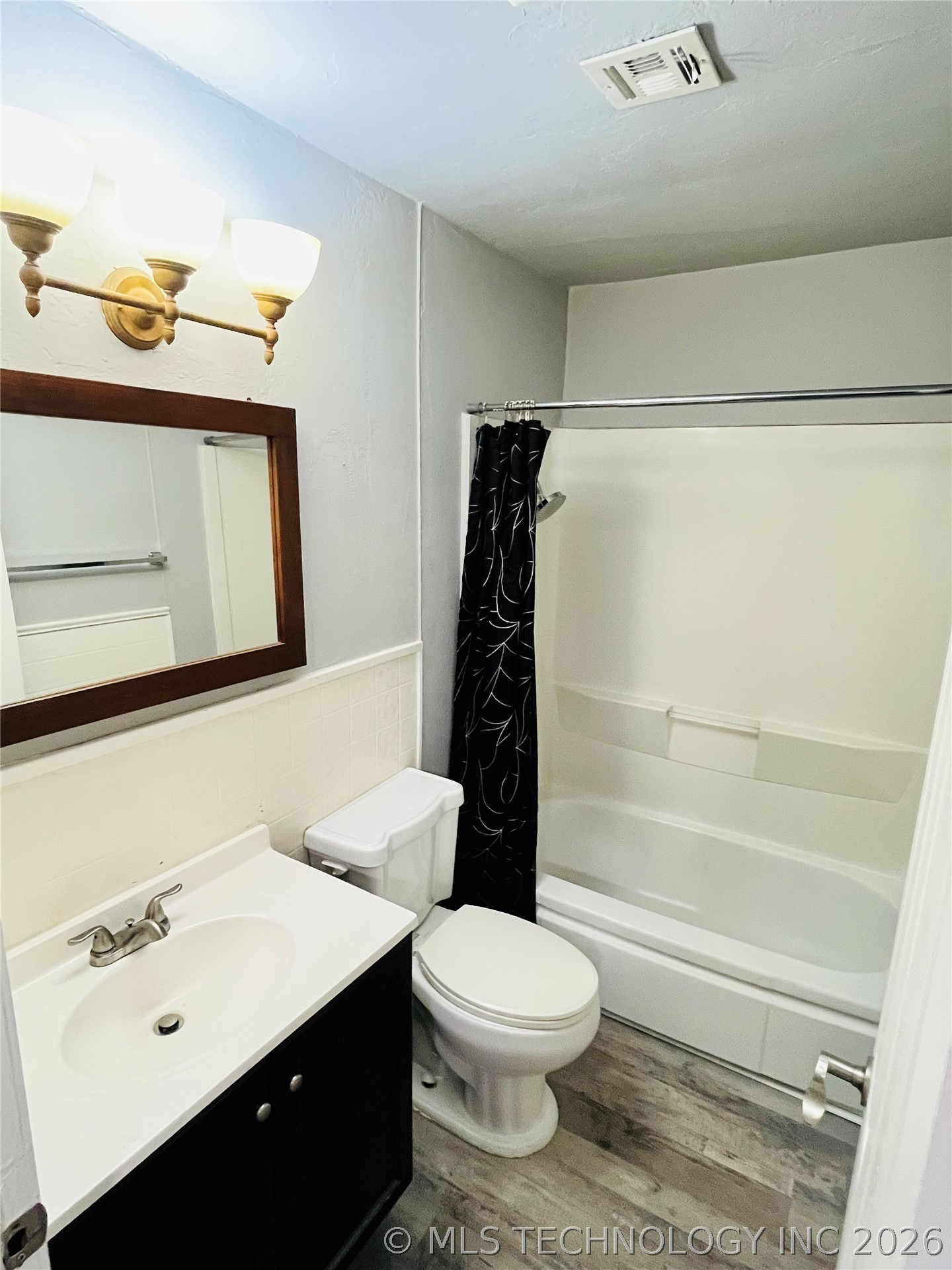 910 Orchard Street Ada OK 74820