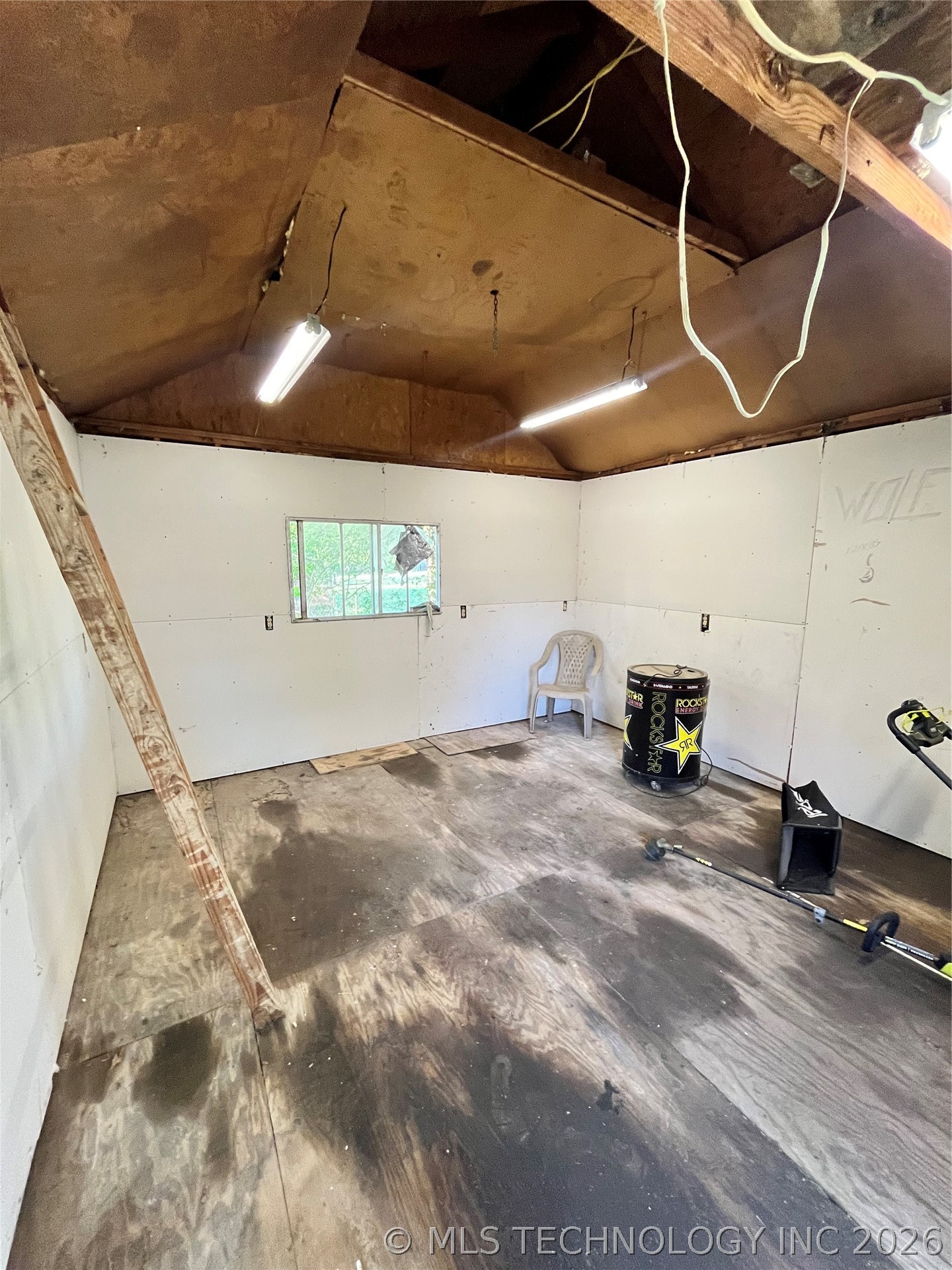 910 Orchard Street Ada OK 74820