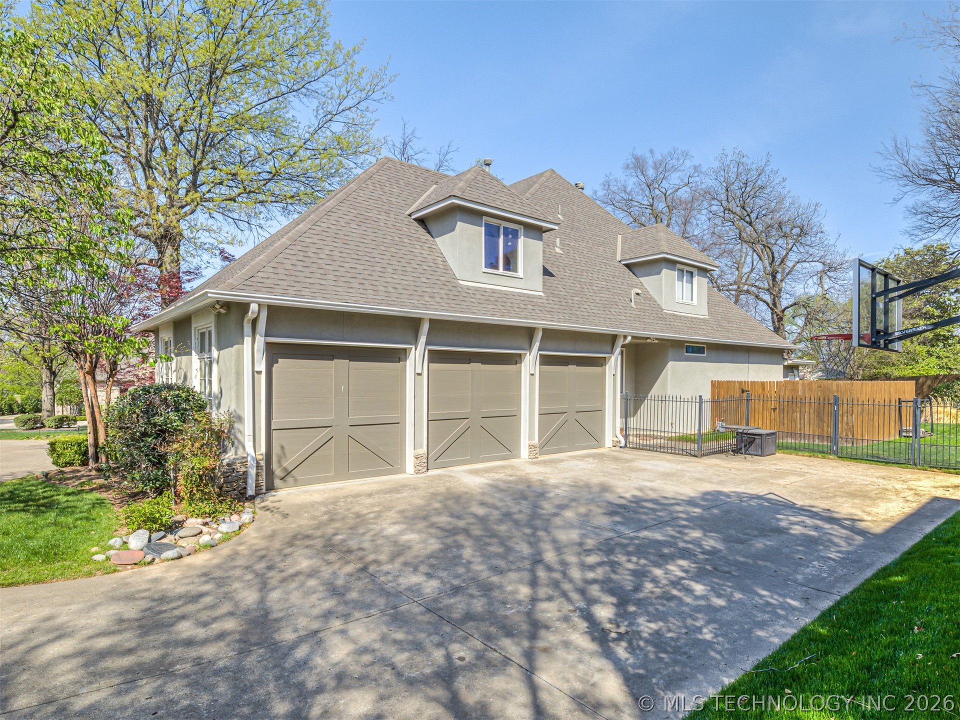 3661 S Lewis Avenue Tulsa OK 74105