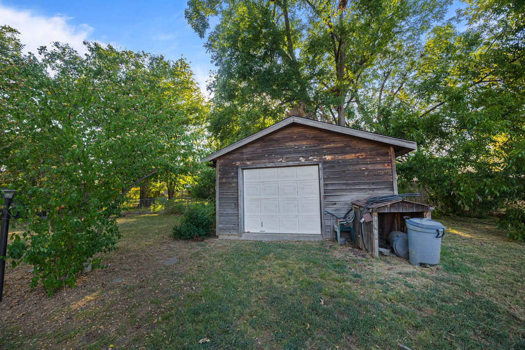 509 N Jefferson Avenue Wagoner OK 74467