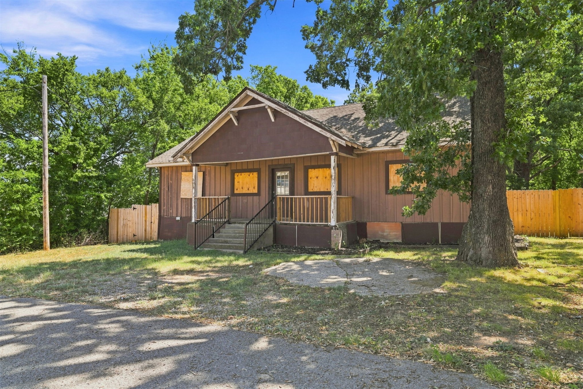 1608 6th Durant OK 74701