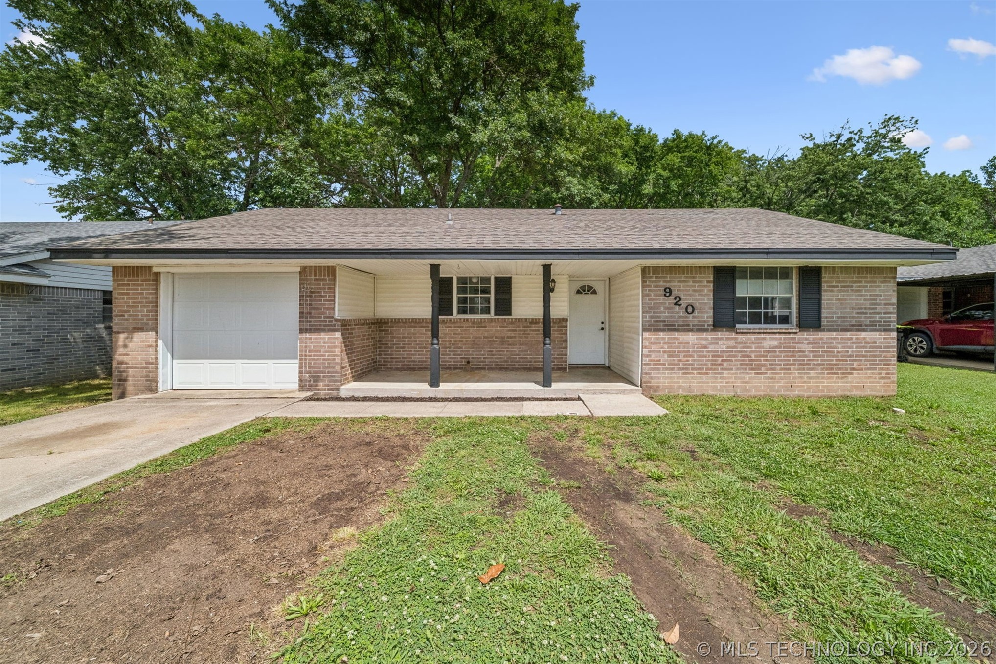 920 Crestview Street Ada OK 74820