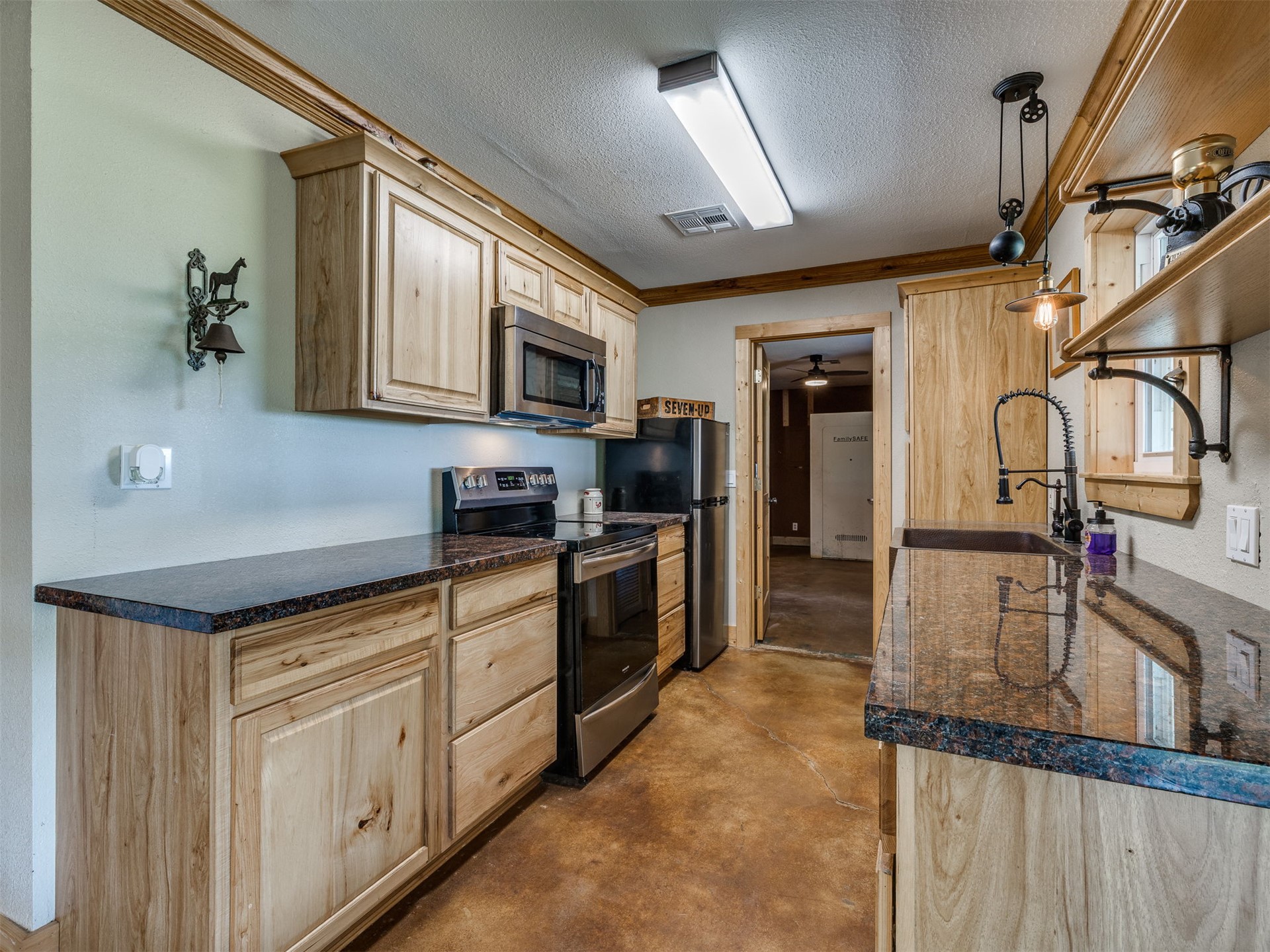2251 S 4260 Road Chelsea OK 74016
