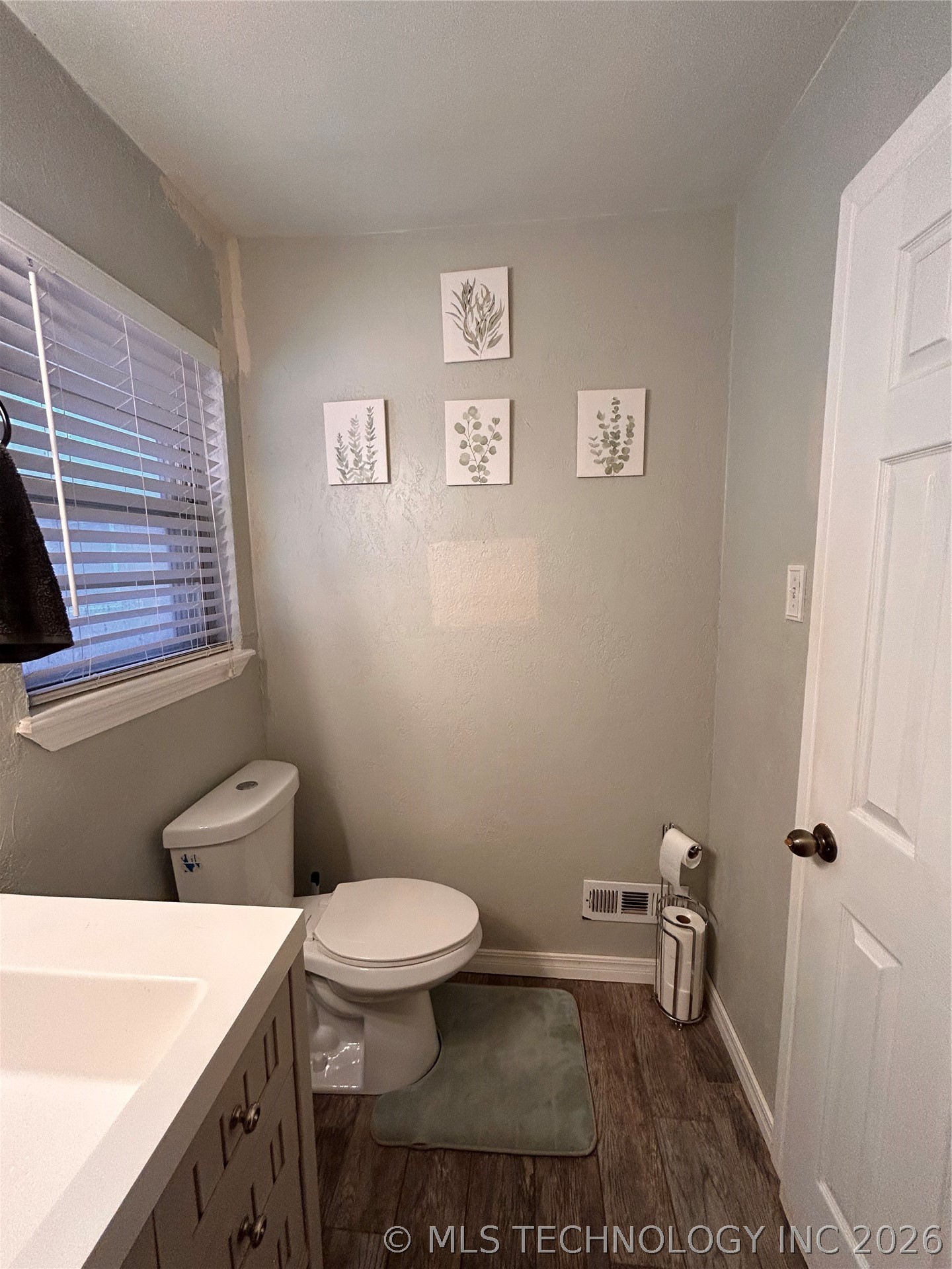 123 E 15th Ada OK 74820