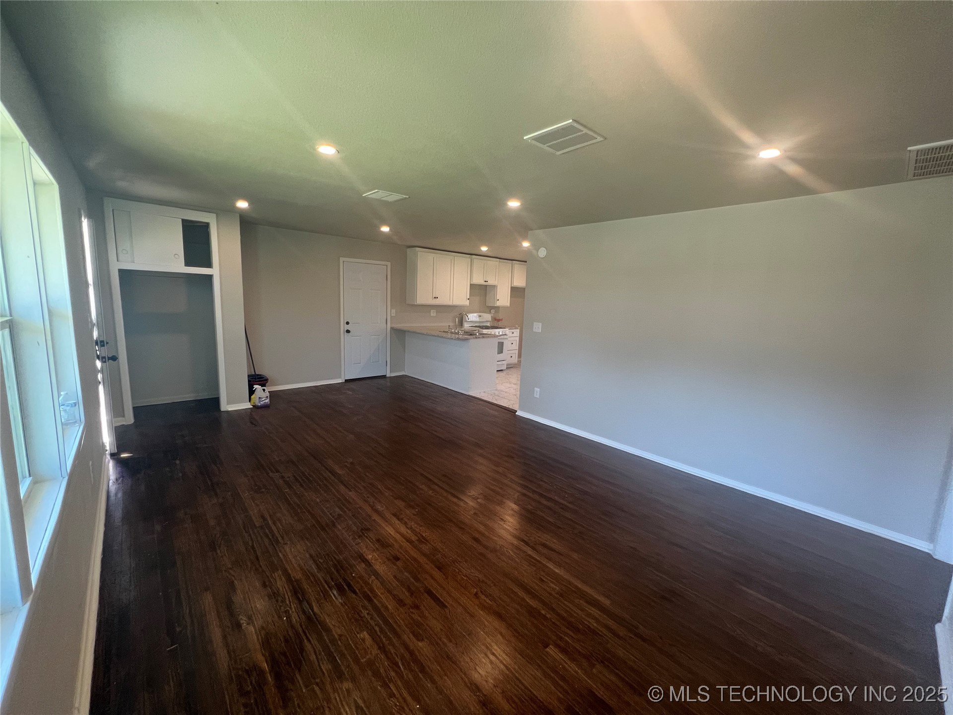 727 E 33rd Street N Tulsa OK 74106