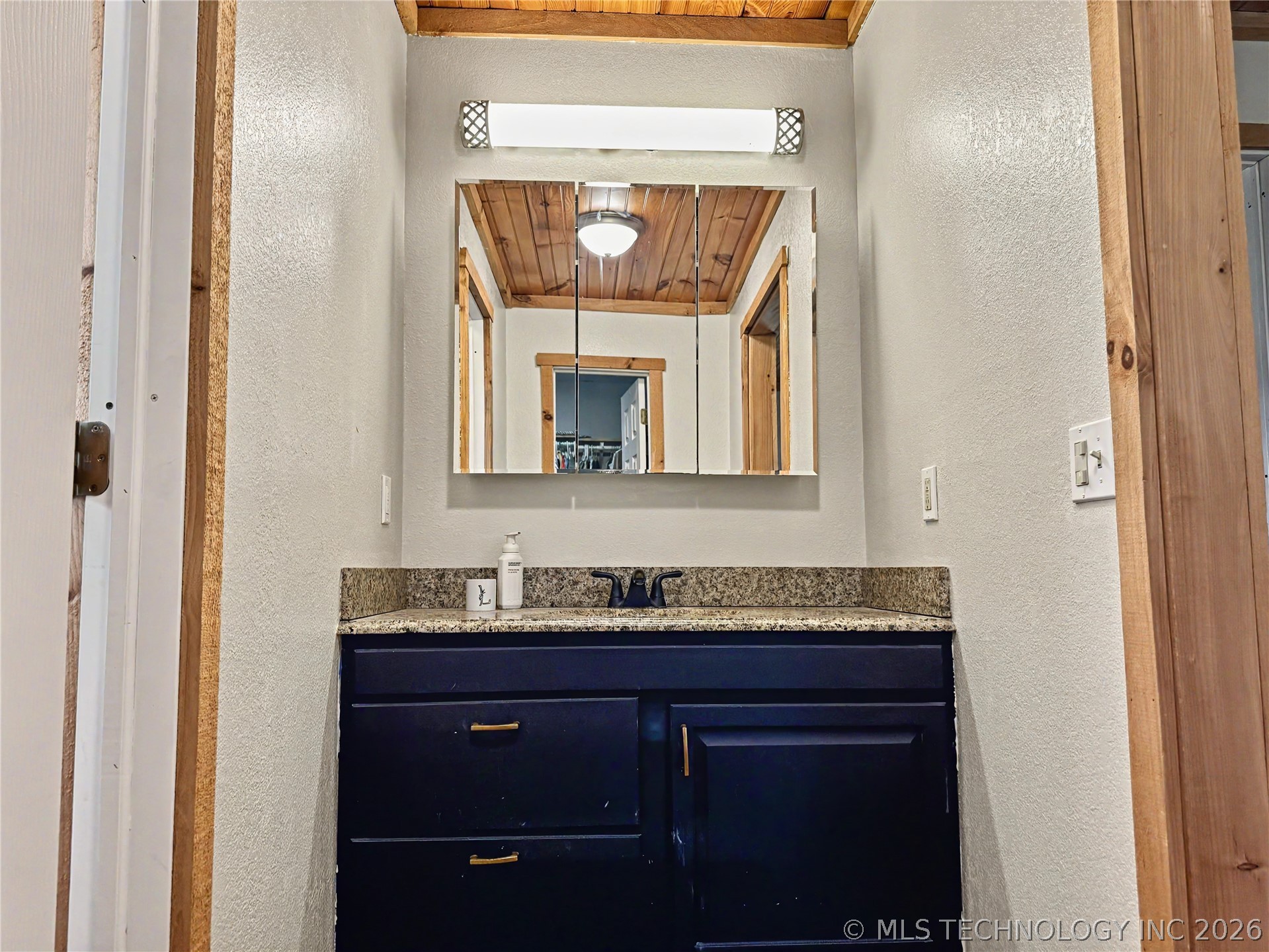 14201 W 830 Road Tahlequah OK 74464
