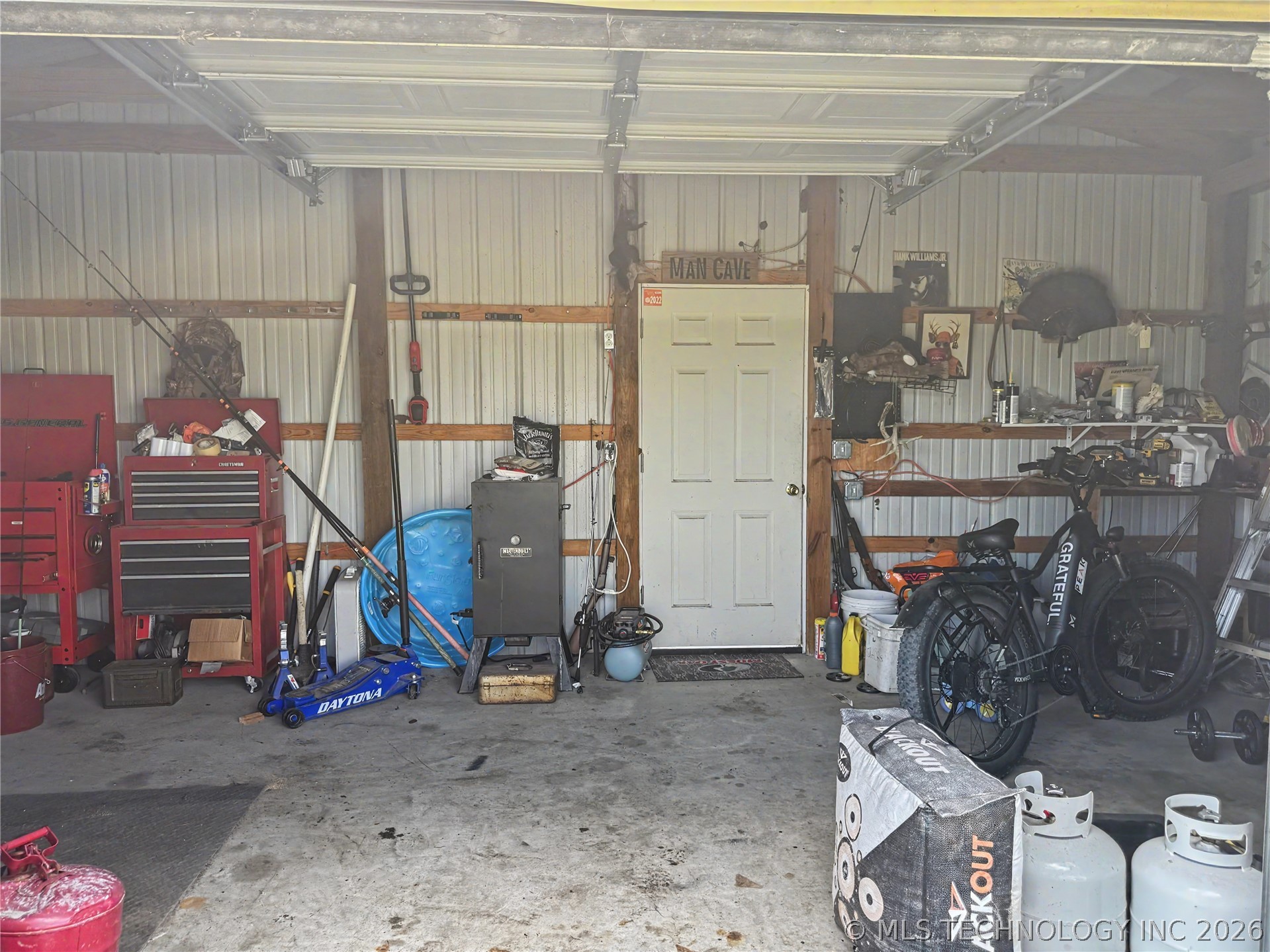 14201 W 830 Road Tahlequah OK 74464