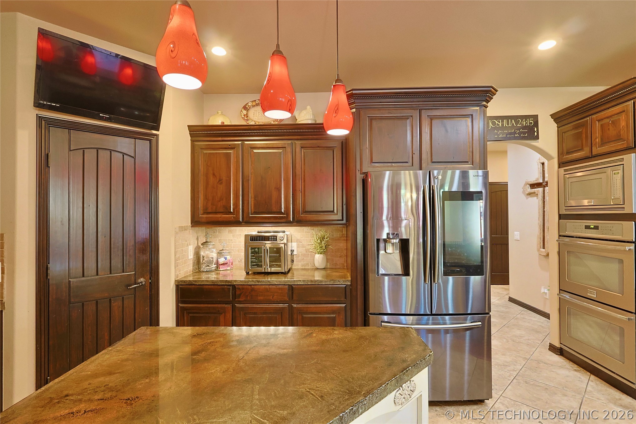 12619 E 233 Road S Webbers Falls OK 74470