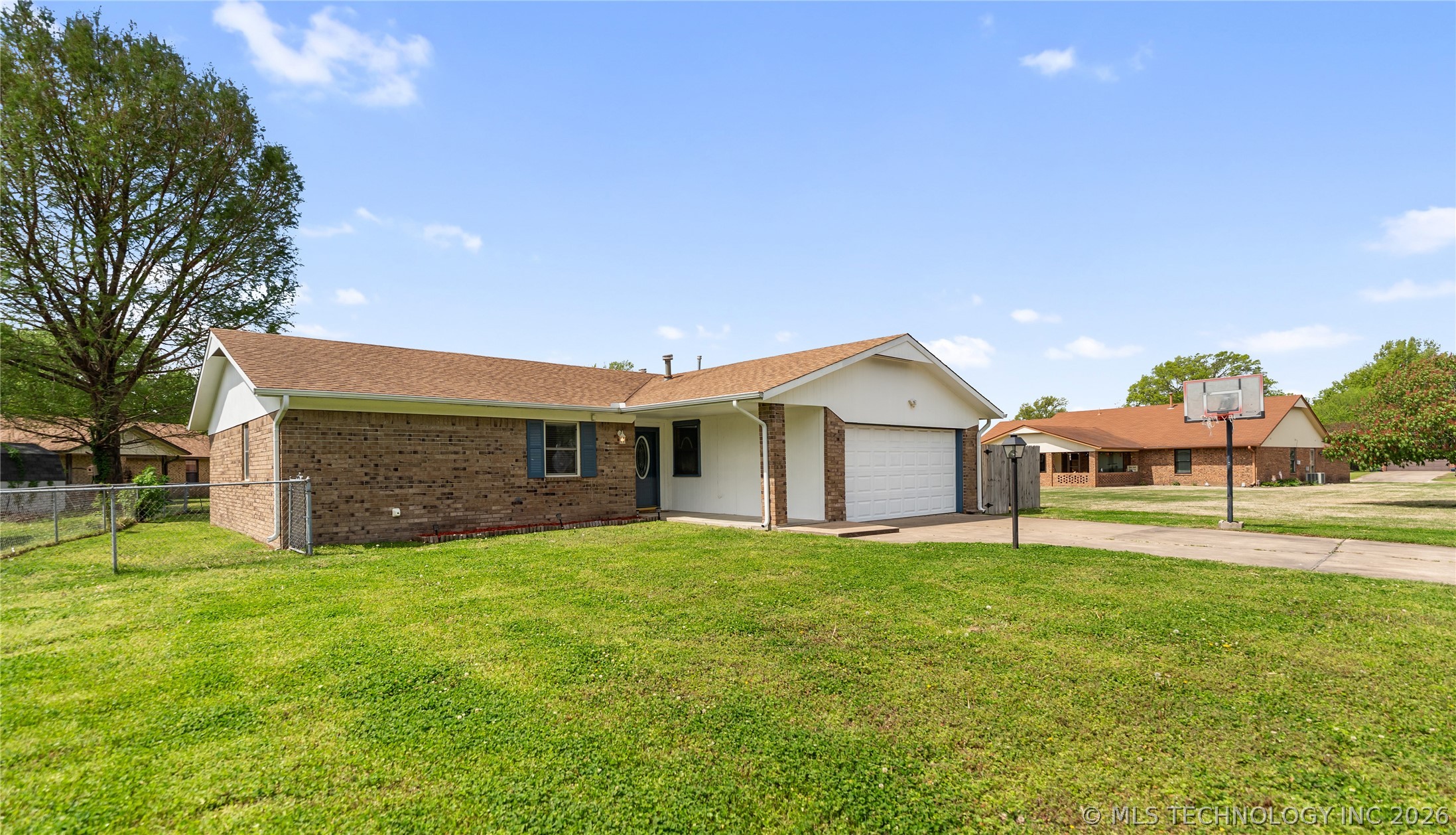 1208 Colonial Drive Pryor OK 74361