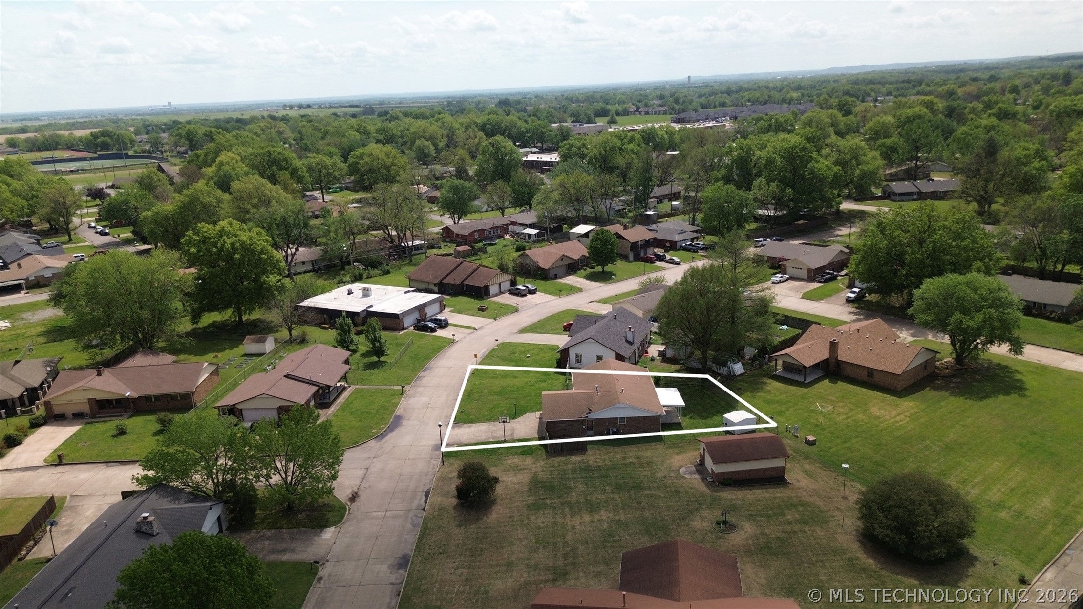 1208 Colonial Drive Pryor OK 74361