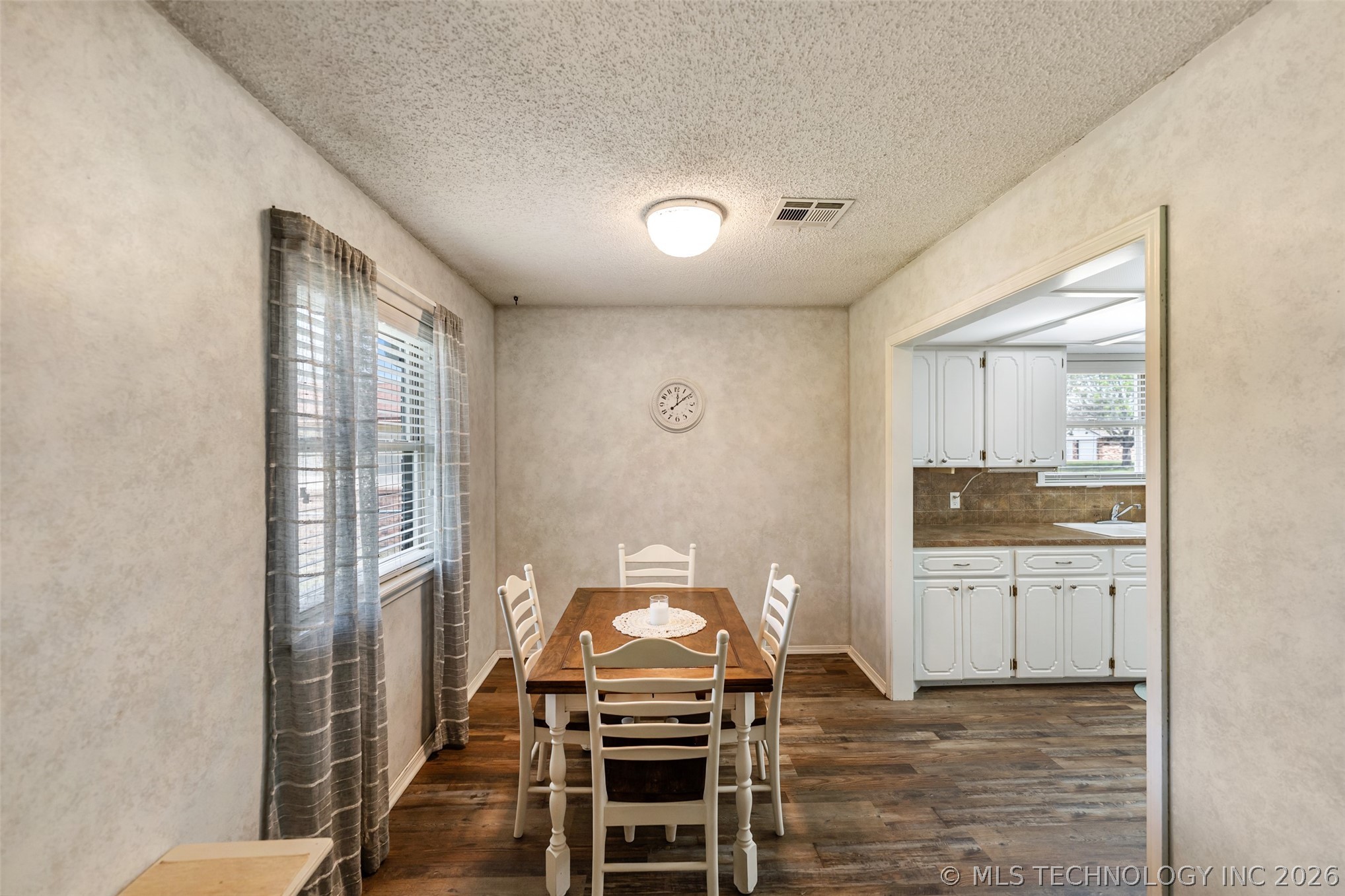 1208 Colonial Drive Pryor OK 74361