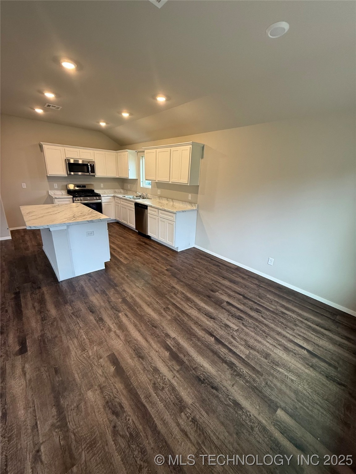 7300 S Maple Avenue Broken Arrow OK 74011