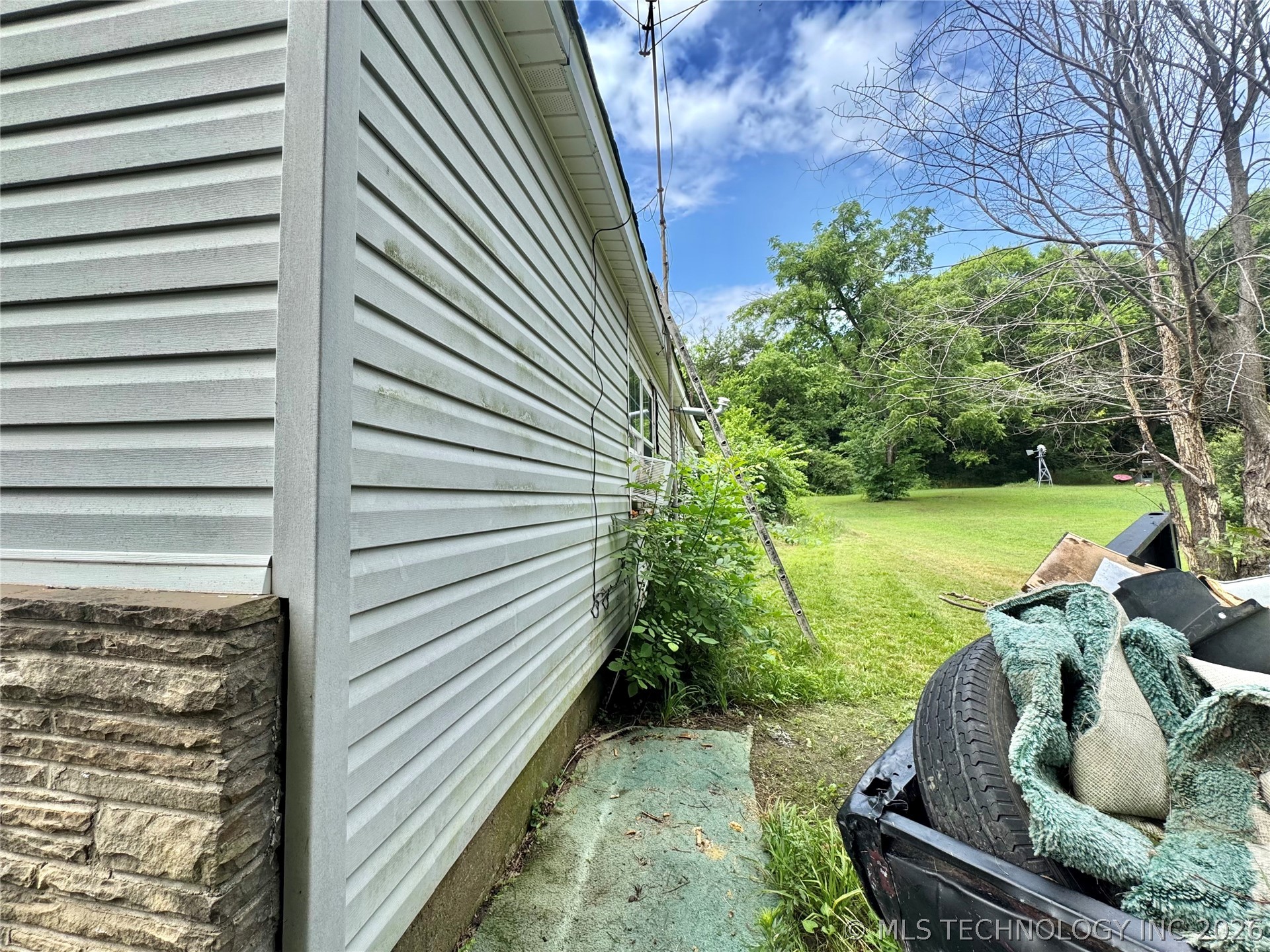 1013 S Mullins Avenue Hominy OK 74035