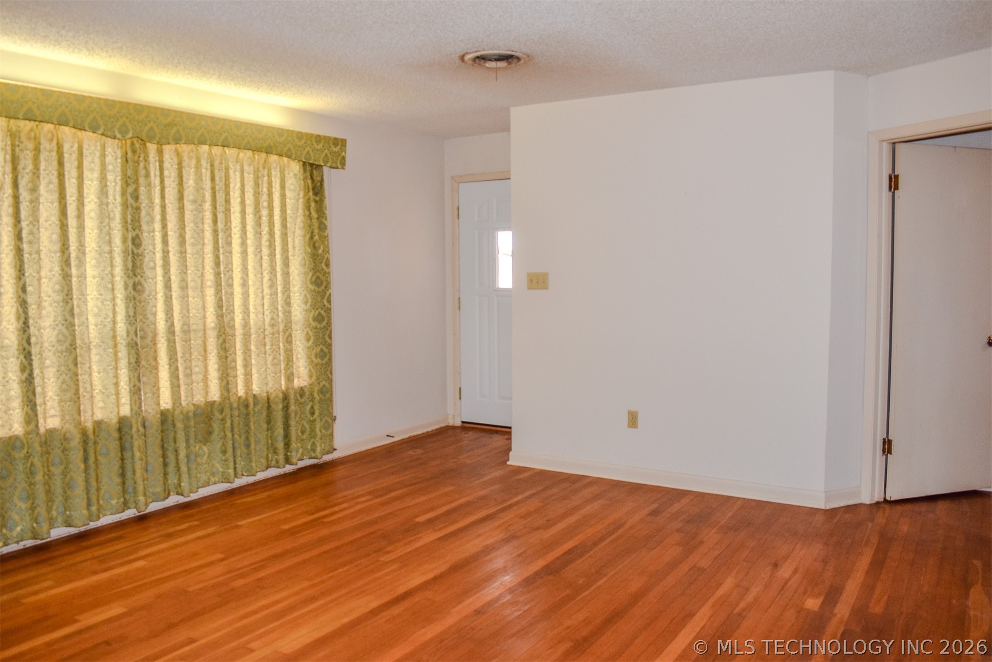 1414 E Kirk Street Hugo OK 74743