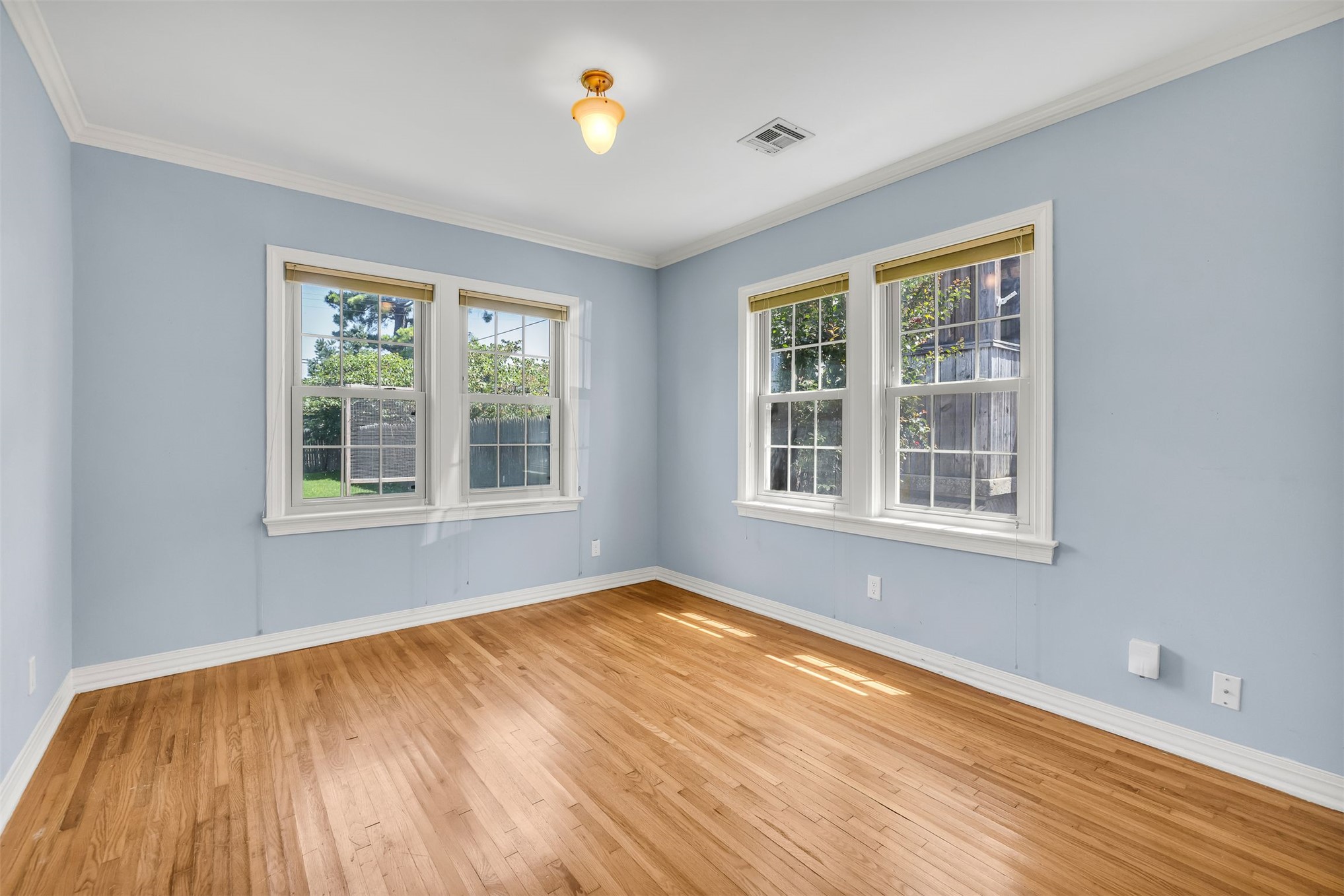 2711 E 14th Street Tulsa OK 74104