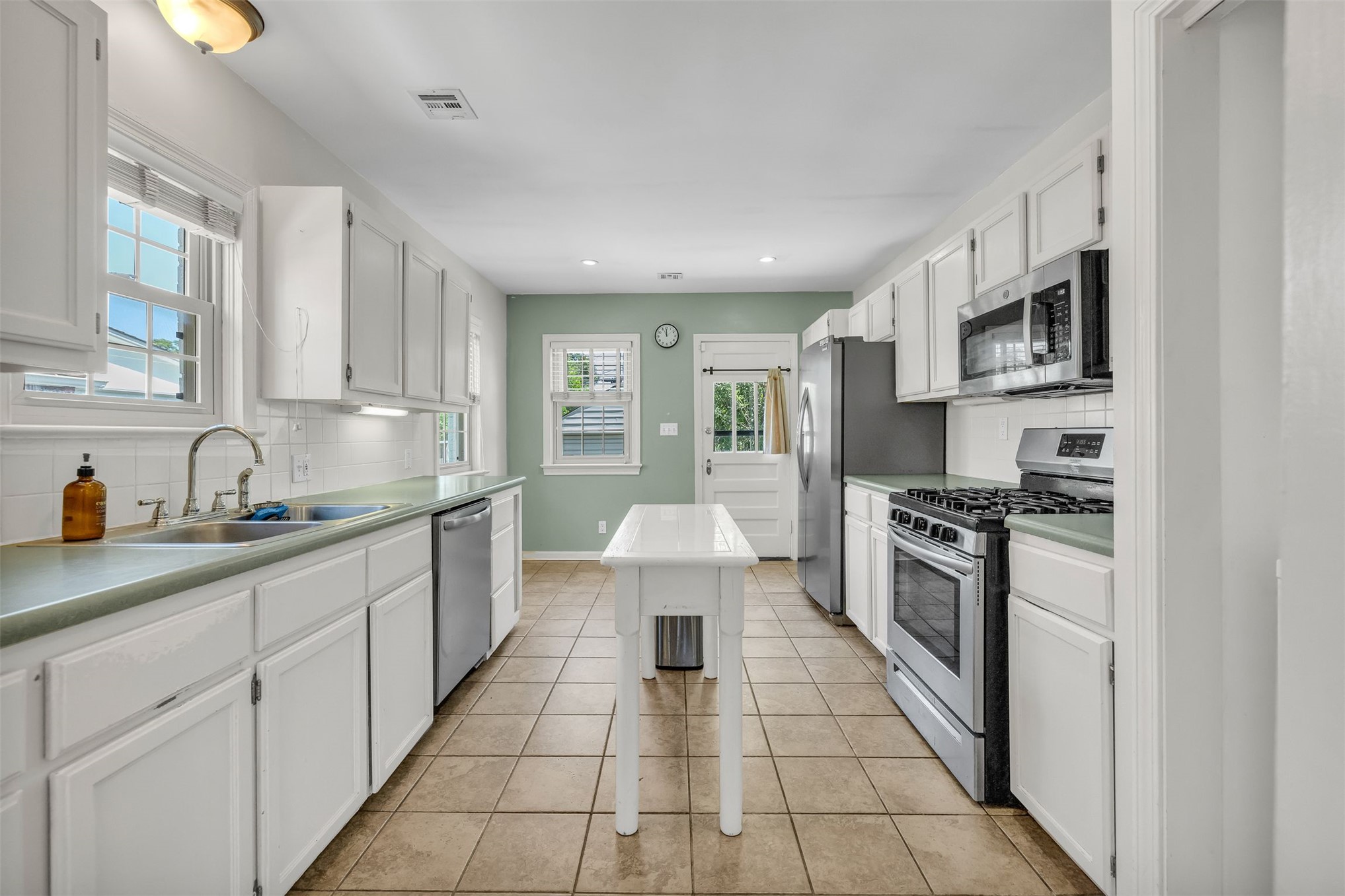 2711 E 14th Street Tulsa OK 74104