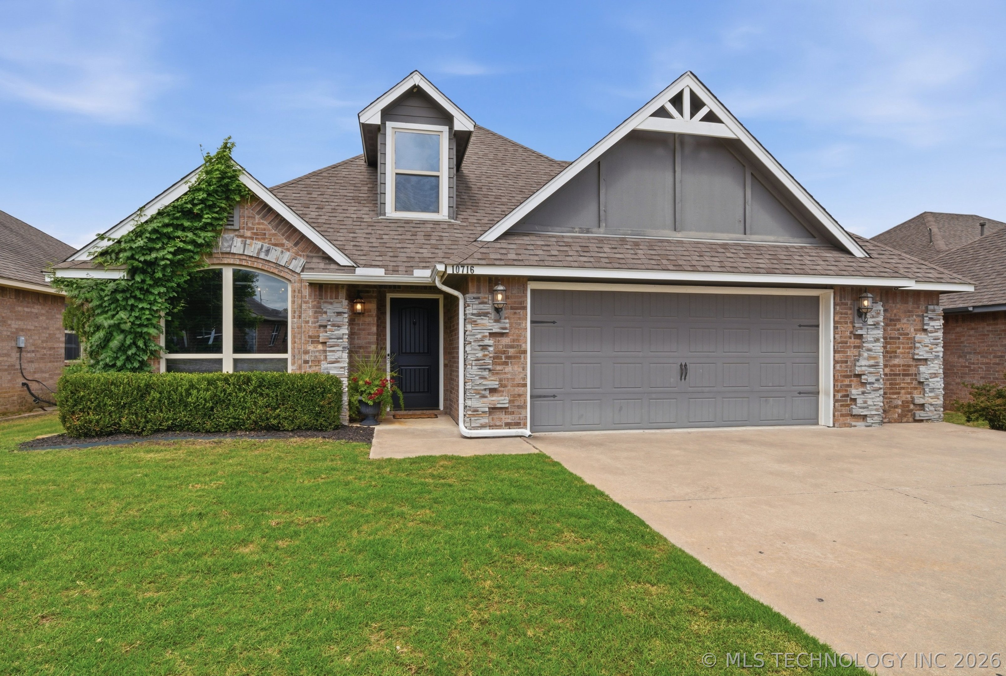 10716 Masters Circle Jenks OK 74037