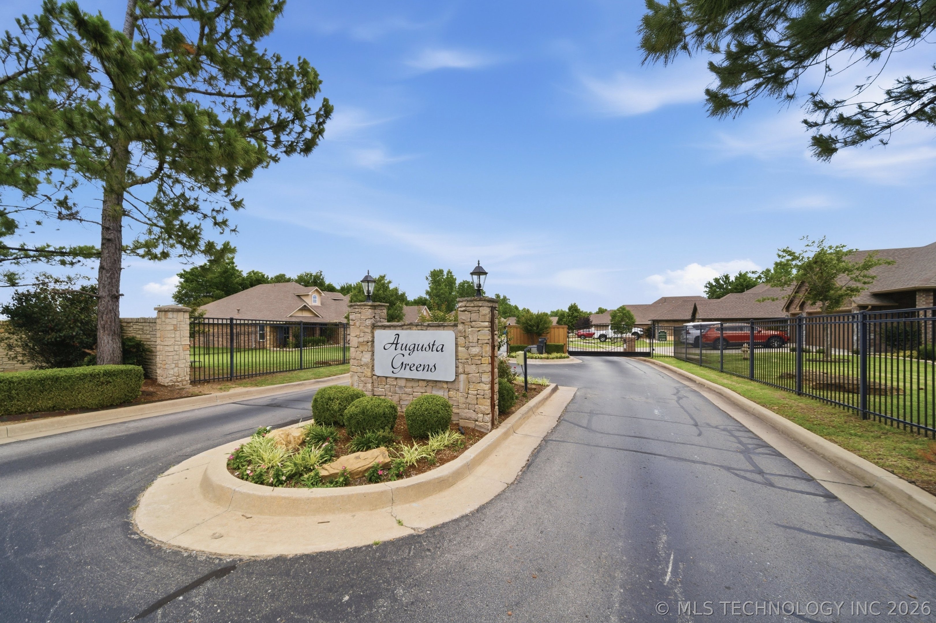 10716 Masters Circle Jenks OK 74037