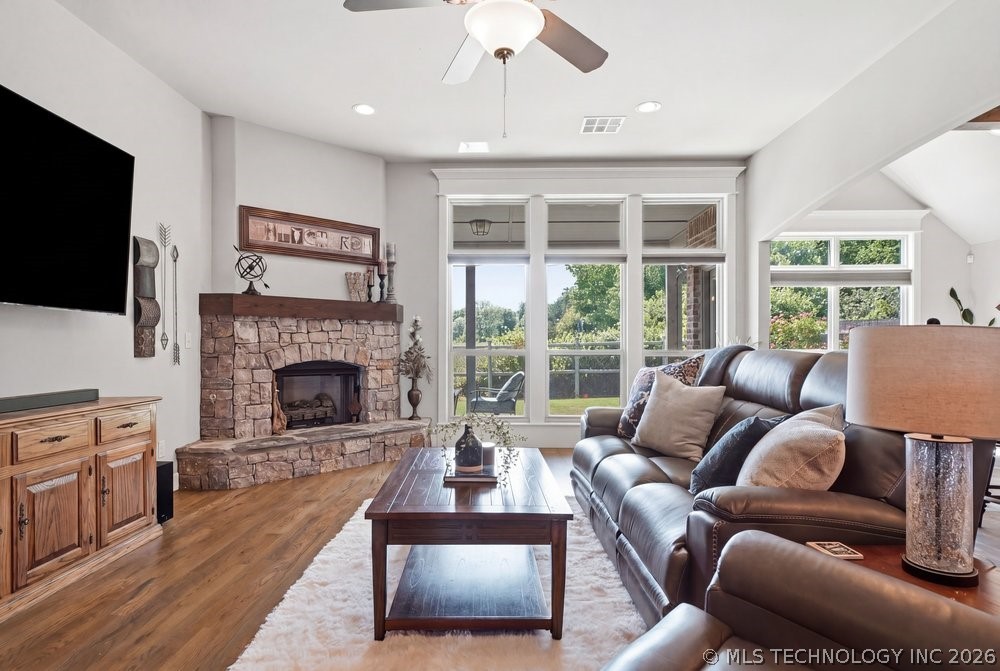 4106 S 12th Place Broken Arrow OK 74011