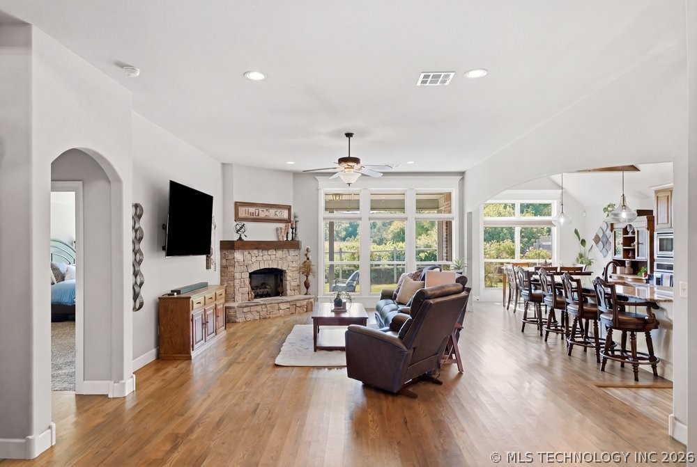 4106 S 12th Place Broken Arrow OK 74011