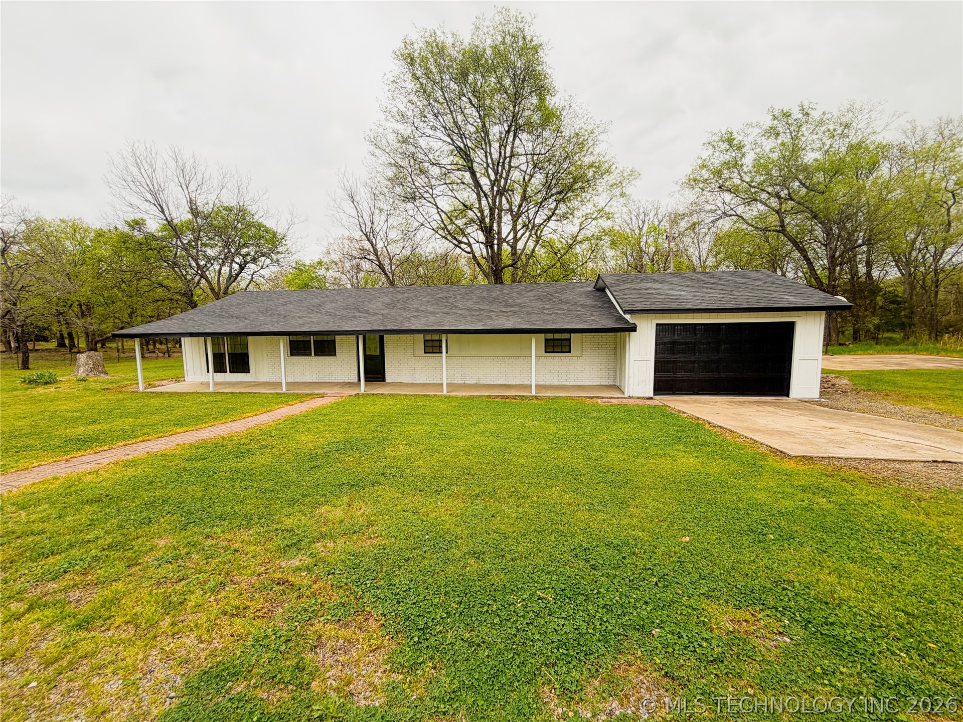14221 N Grace Hudlen Road Hulbert OK 74441