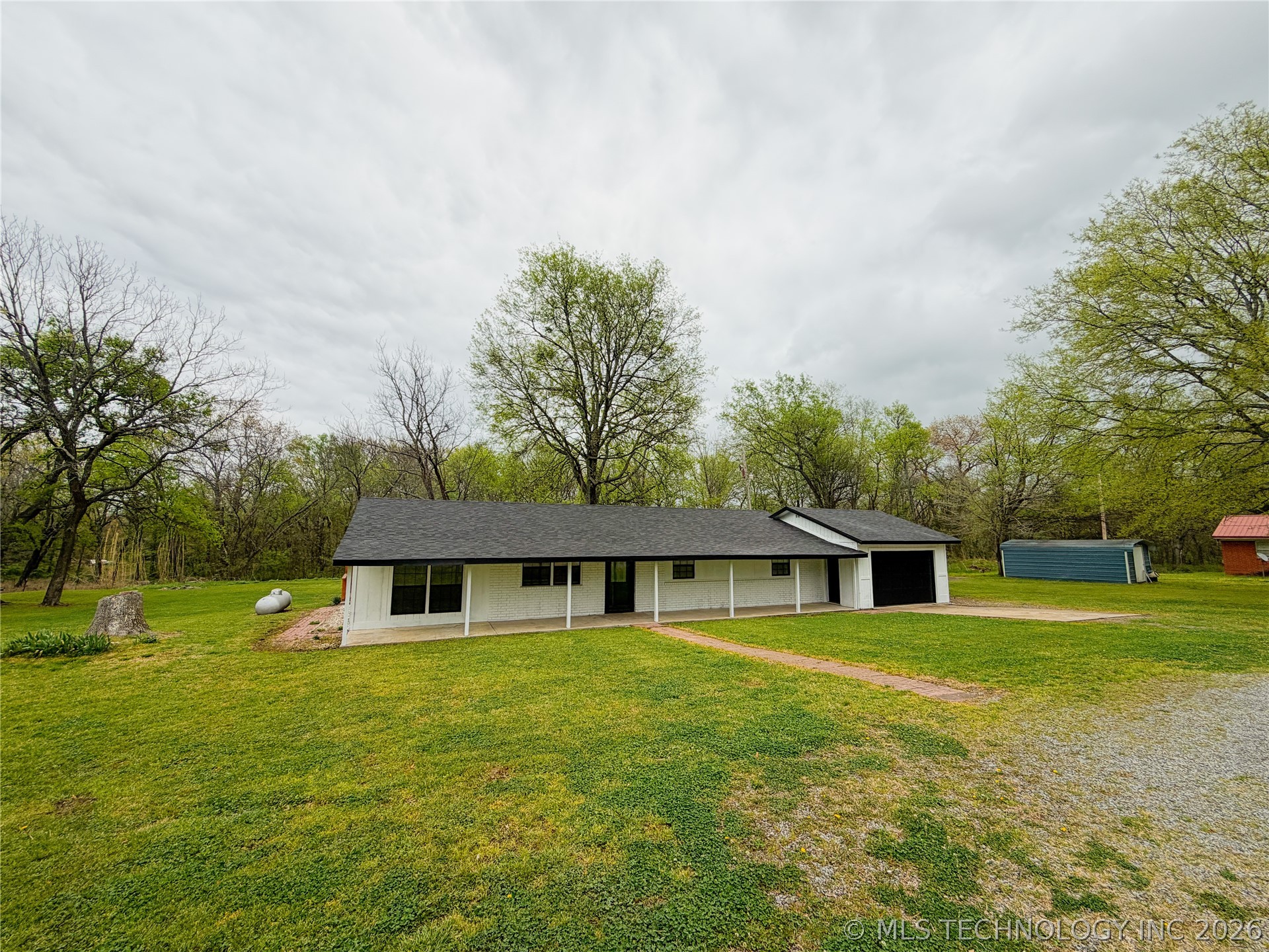 14221 N Grace Hudlen Road Hulbert OK 74441